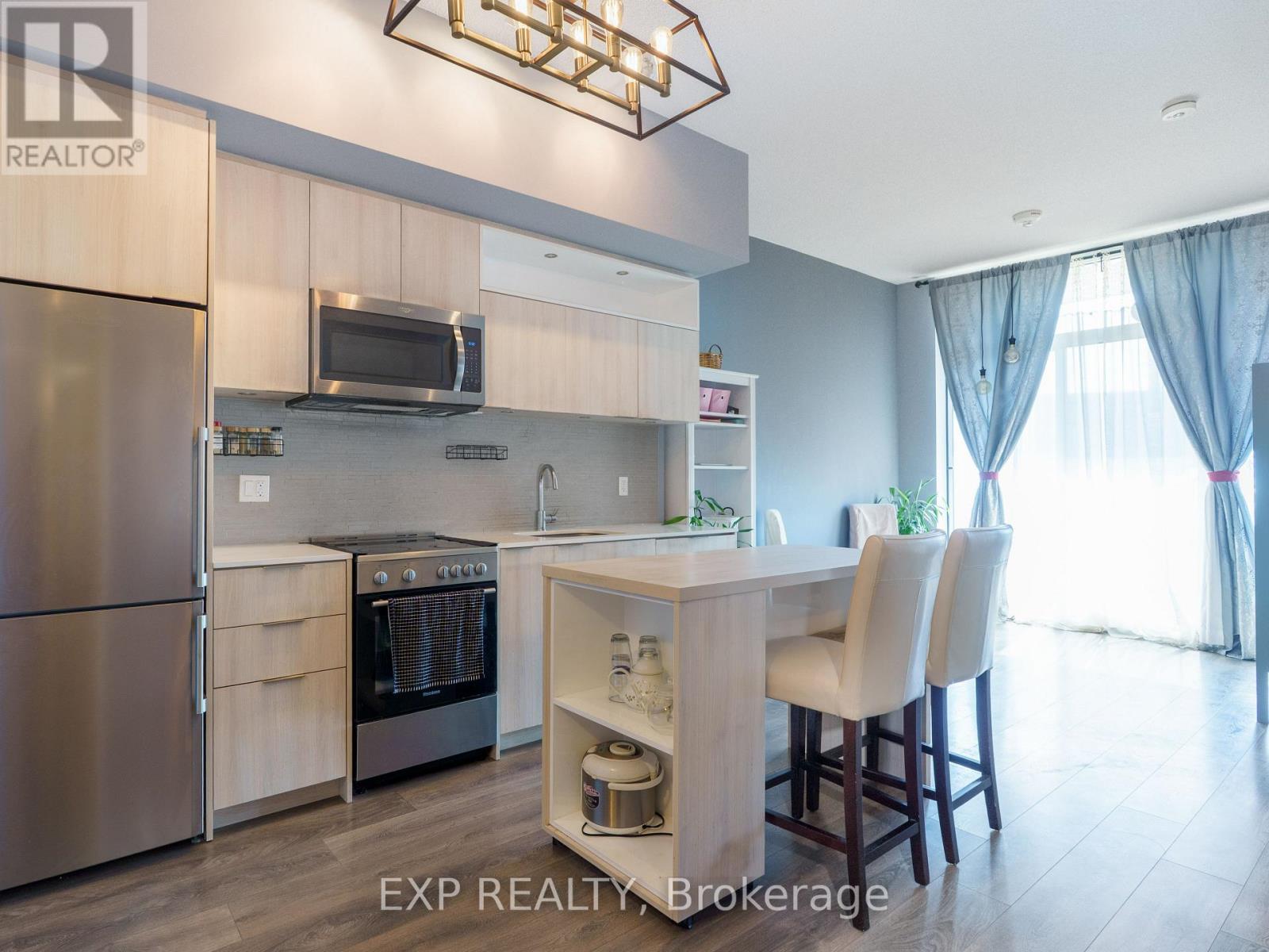 209 - 50 Forest Manor Road, Toronto, Ontario  M2J 0E3 - Photo 3 - C13055214