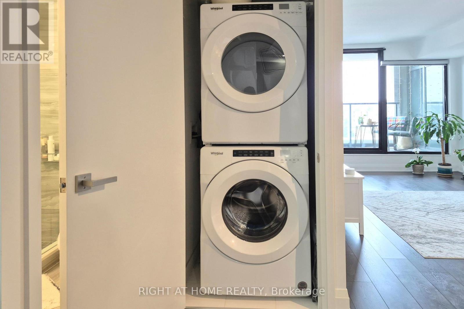 319 - 33 Frederick Todd Way W, Toronto, Ontario  M4G 0C9 - Photo 10 - C13055260