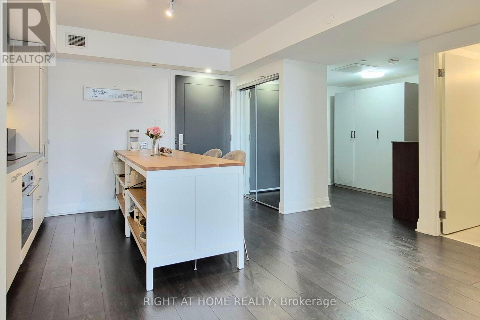 319 - 33 Frederick Todd Way W, Toronto, Ontario  M4G 0C9 - Photo 6 - C13055260