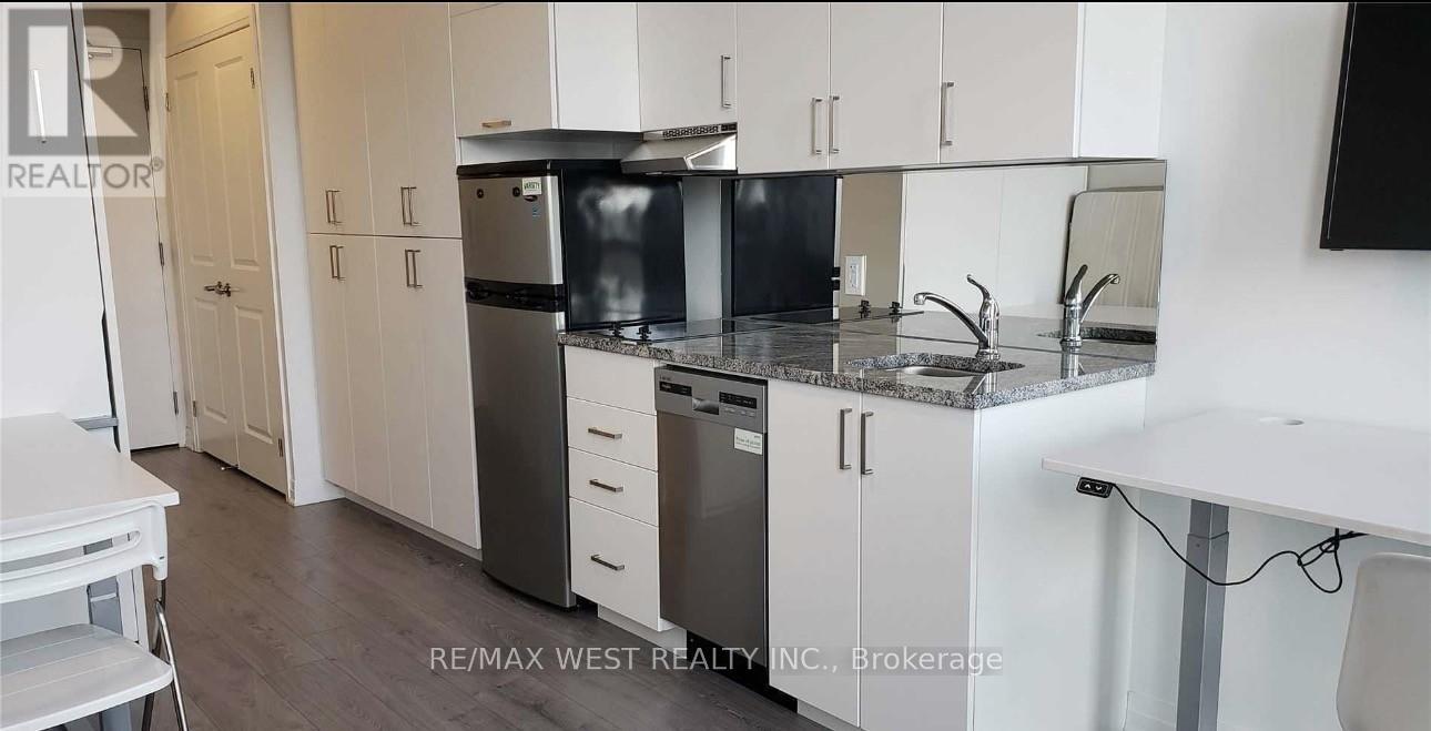 1900 Simcoe St Street N, Oshawa, Ontario  L1G 0C1 - Photo 5 - E13055284