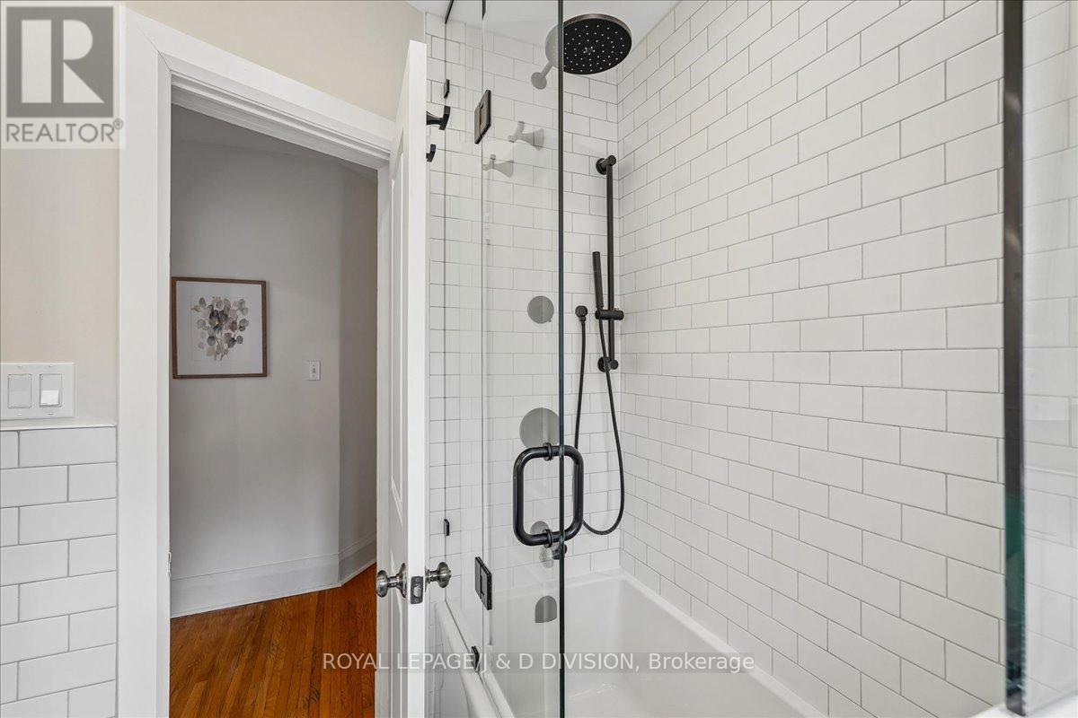 141 Browning Avenue, Toronto, Ontario  M4K 1W4 - Photo 21 - E12974398