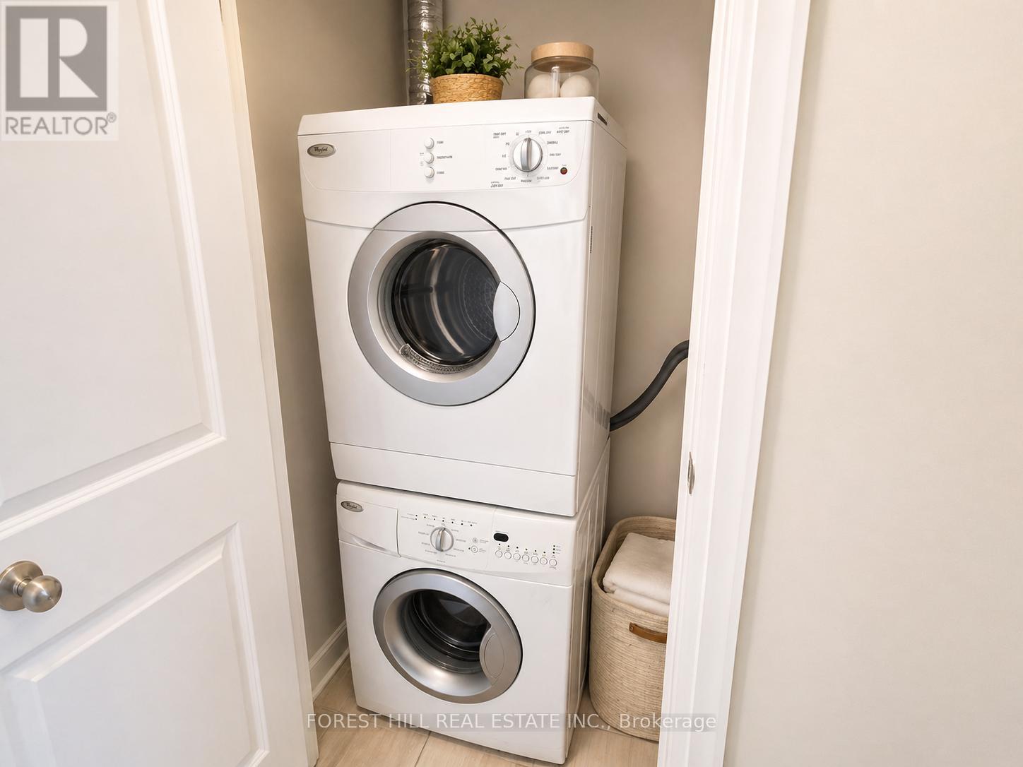 201 - 85 North Park Road, Vaughan (Beverley Glen), Ontario  L4J 0H9 - Photo 7 - N13055262