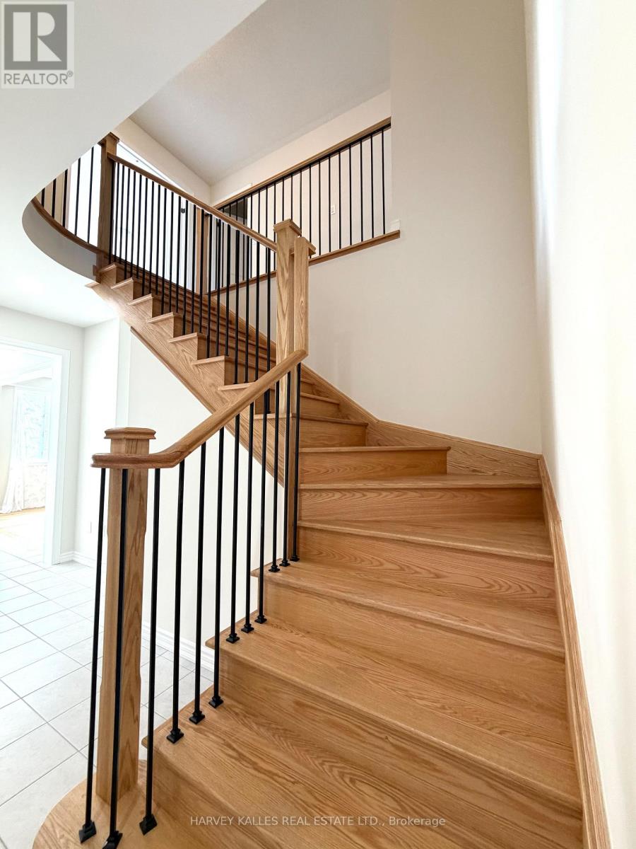 49 Lawrence D. Pridham Avenue, New Tecumseth, Ontario  L9R 0X2 - Photo 7 - N13055292