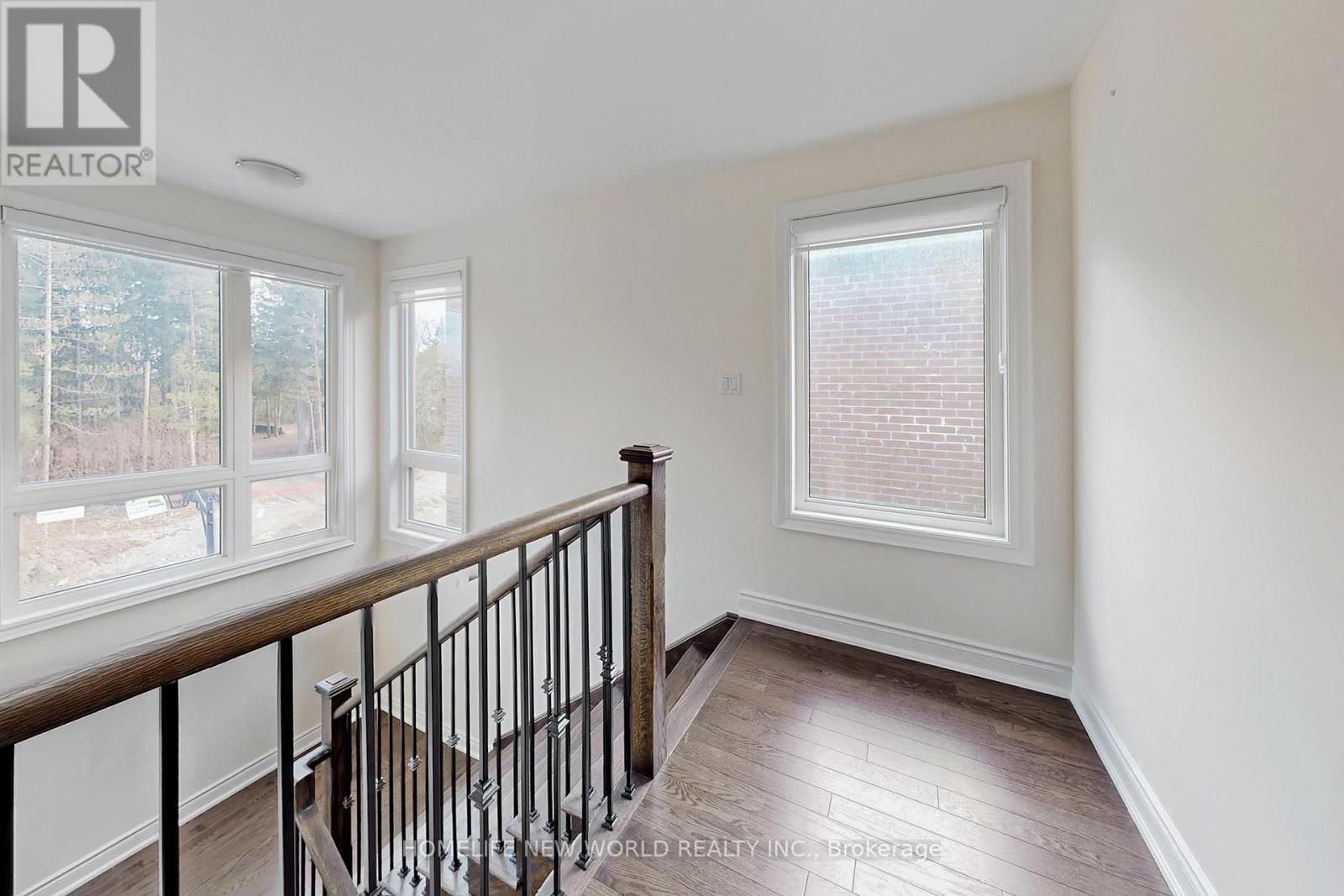 18 Bennington Road, Newmarket, Ontario  L3X 0M8 - Photo 19 - N13055296