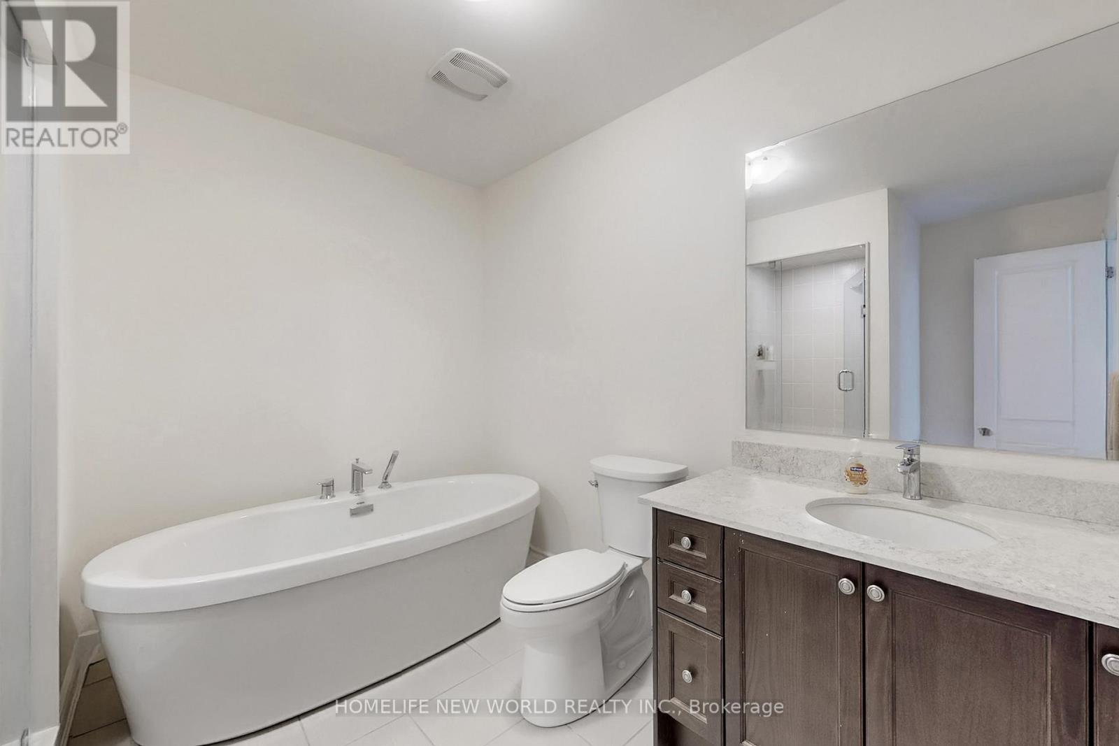 18 Bennington Road, Newmarket, Ontario  L3X 0M8 - Photo 22 - N13055296