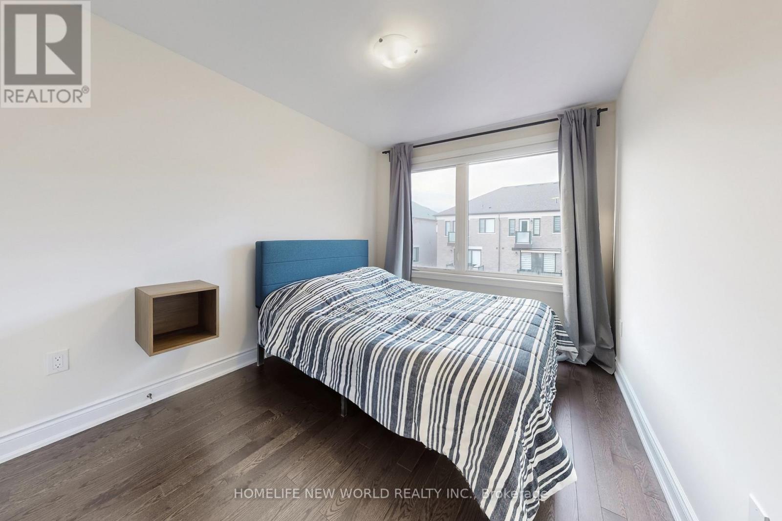 18 Bennington Road, Newmarket, Ontario  L3X 0M8 - Photo 24 - N13055296