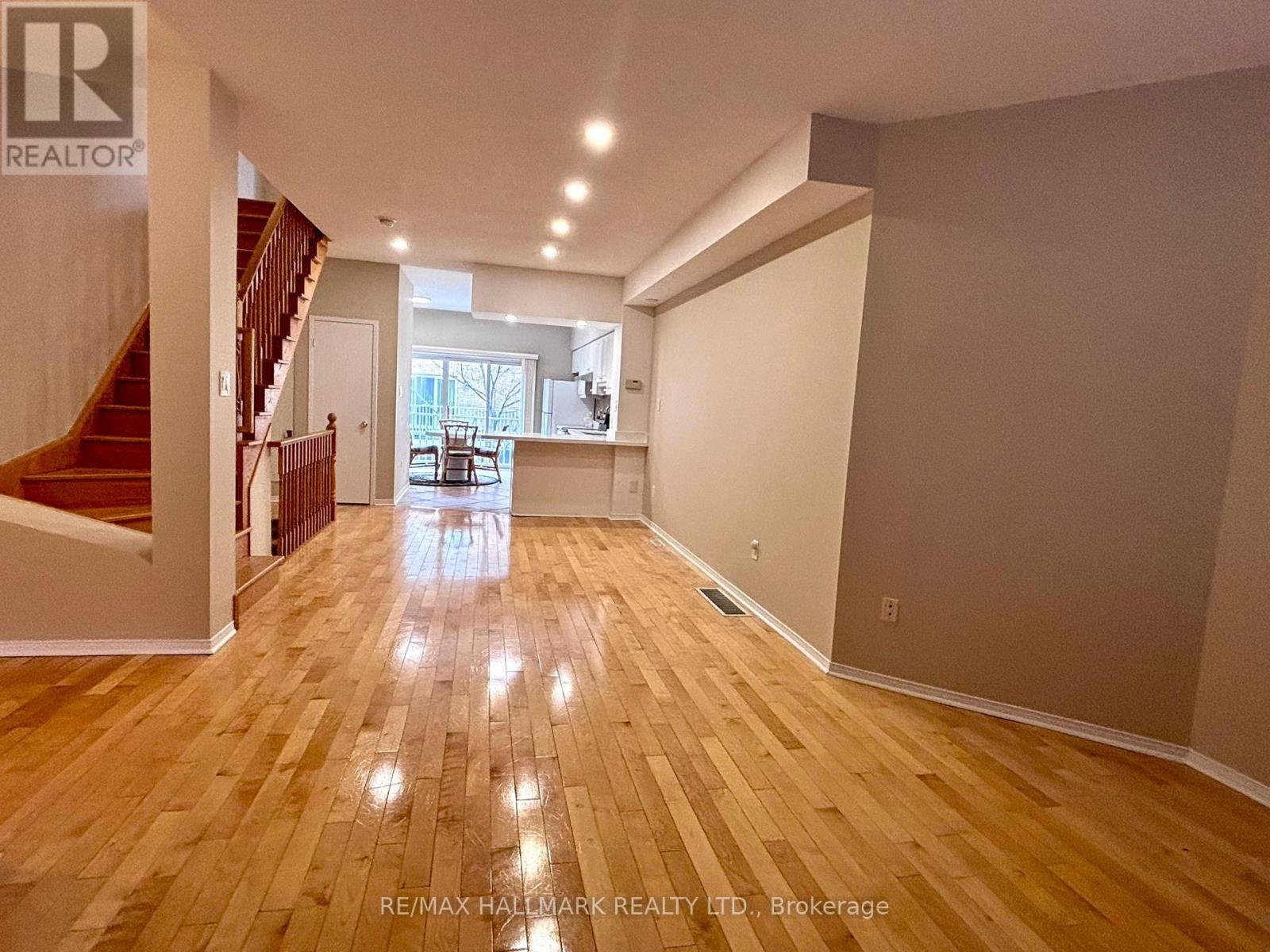 245 - 23 Observatory Lane, Richmond Hill (Harding), Ontario  L4C 0M7 - Photo 6 - N13055306