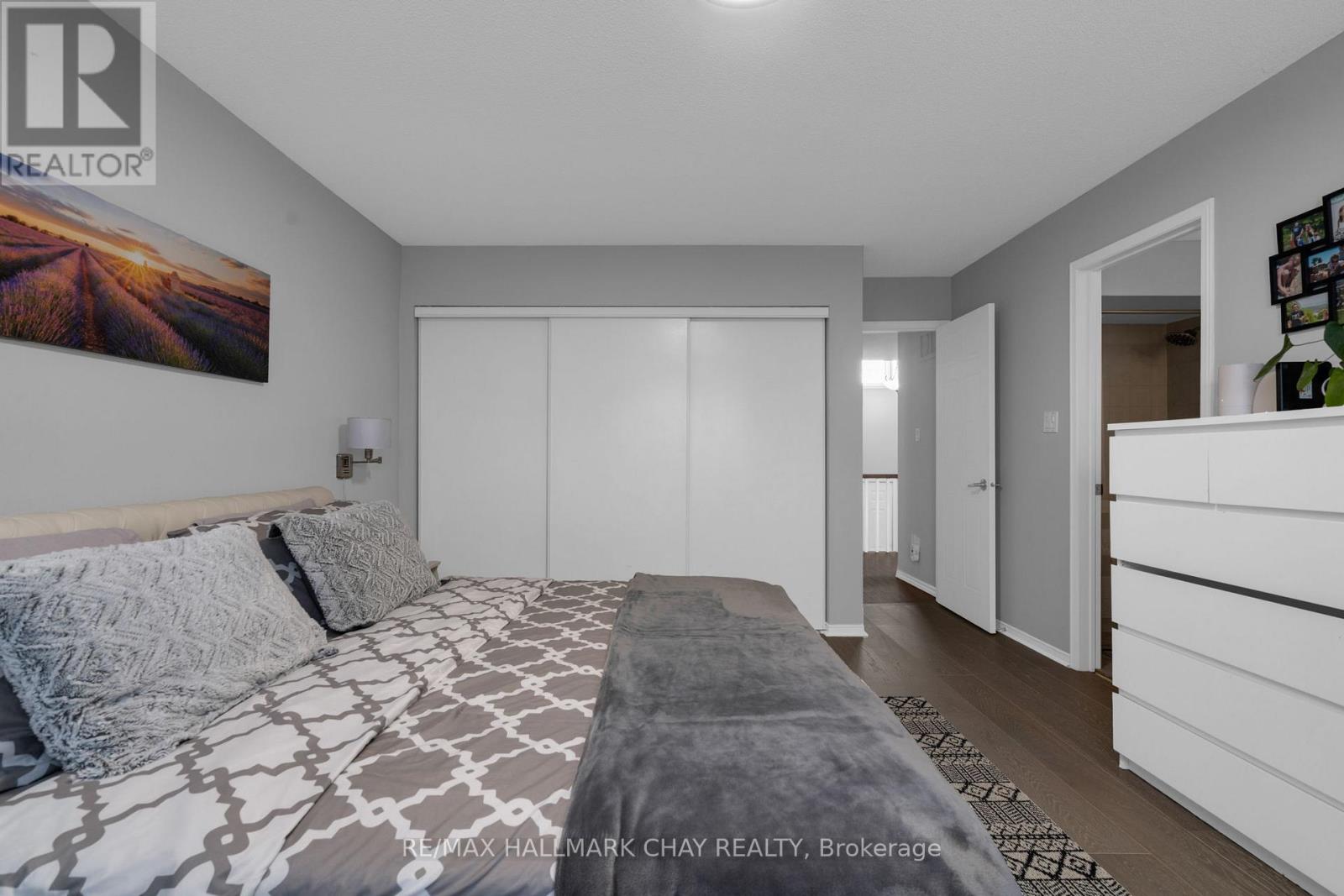 222 Wessenger Drive, Barrie, Ontario  L4N 8R4 - Photo 11 - S13055202