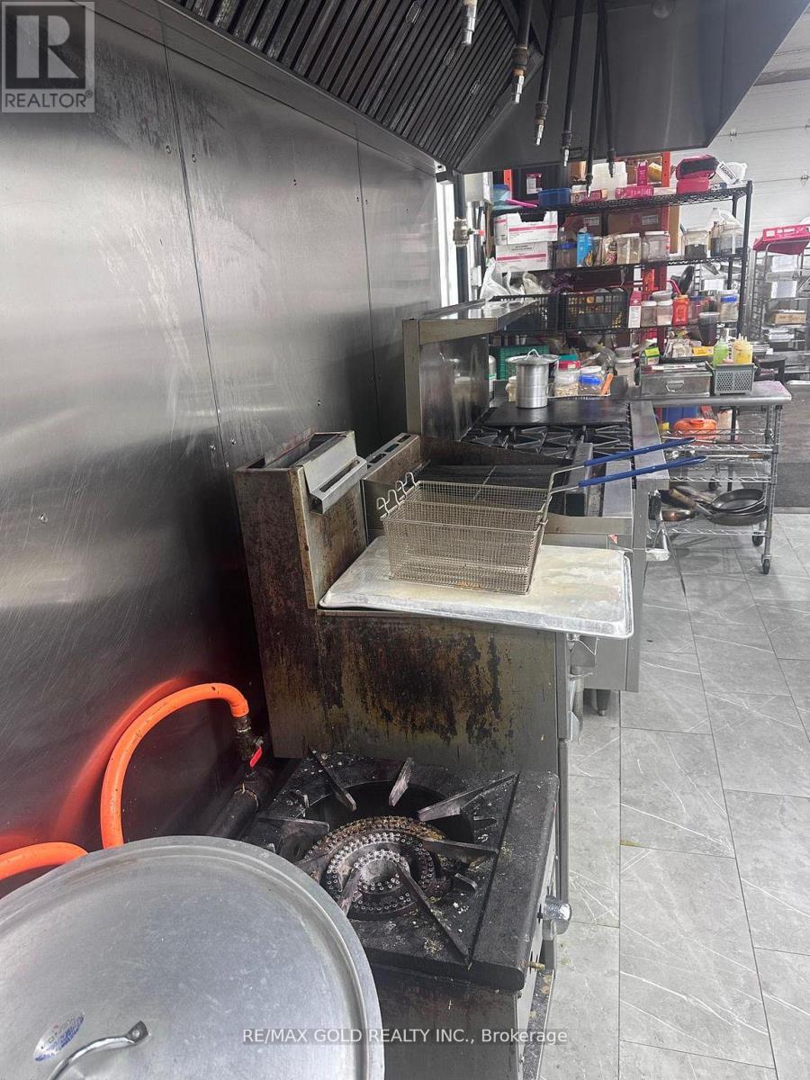 2 - 25 Saunders Road, Barrie (0 East), Ontario  L4N 9A7 - Photo 4 - S13055206