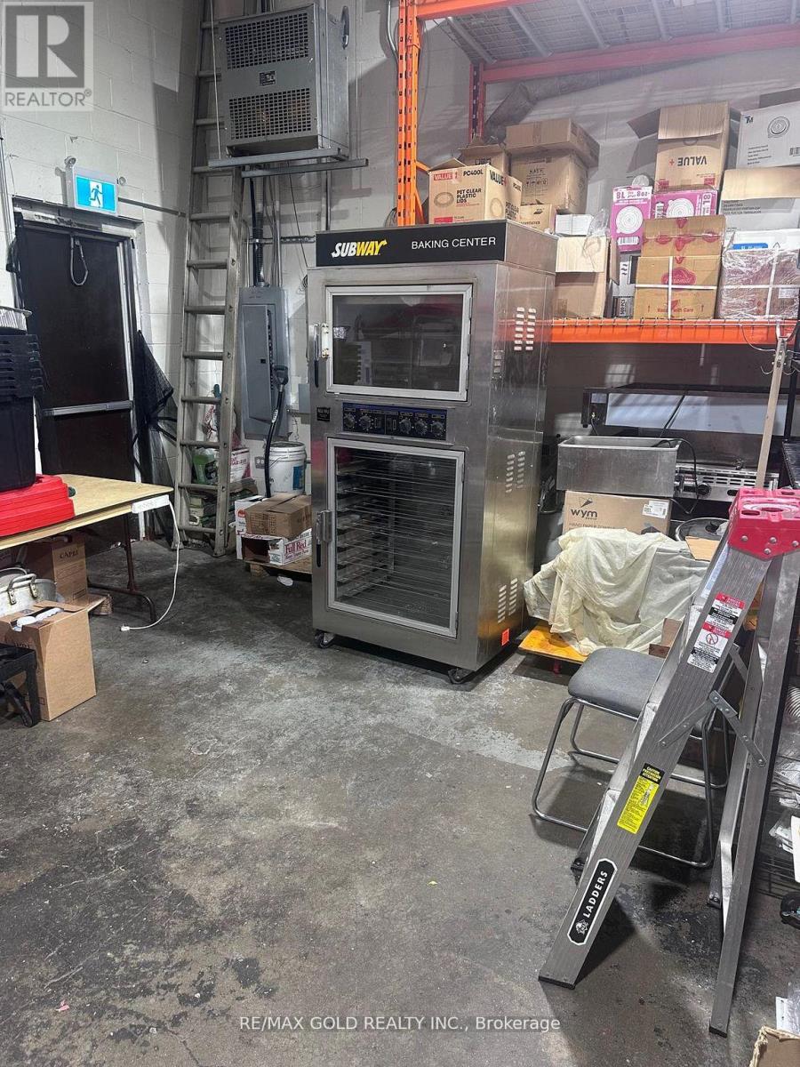 2 - 25 Saunders Road, Barrie (0 East), Ontario  L4N 9A7 - Photo 6 - S13055206