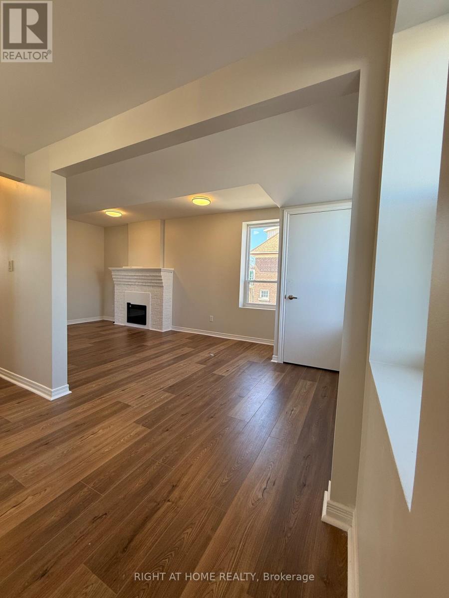 28 West Street N, Orillia, Ontario  L3V 5B8 - Photo 13 - S13055234