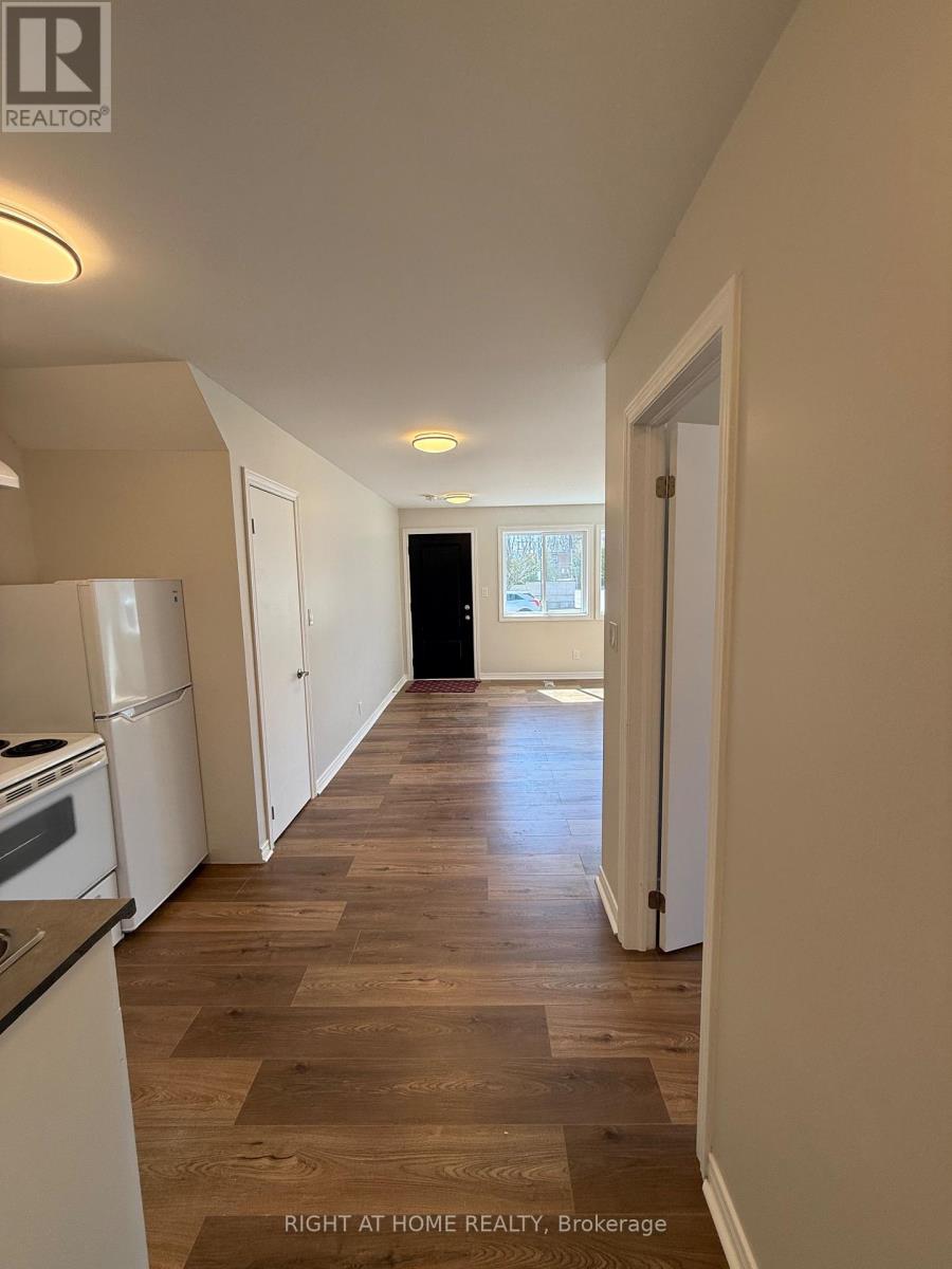 28 West Street N, Orillia, Ontario  L3V 5B8 - Photo 21 - S13055234