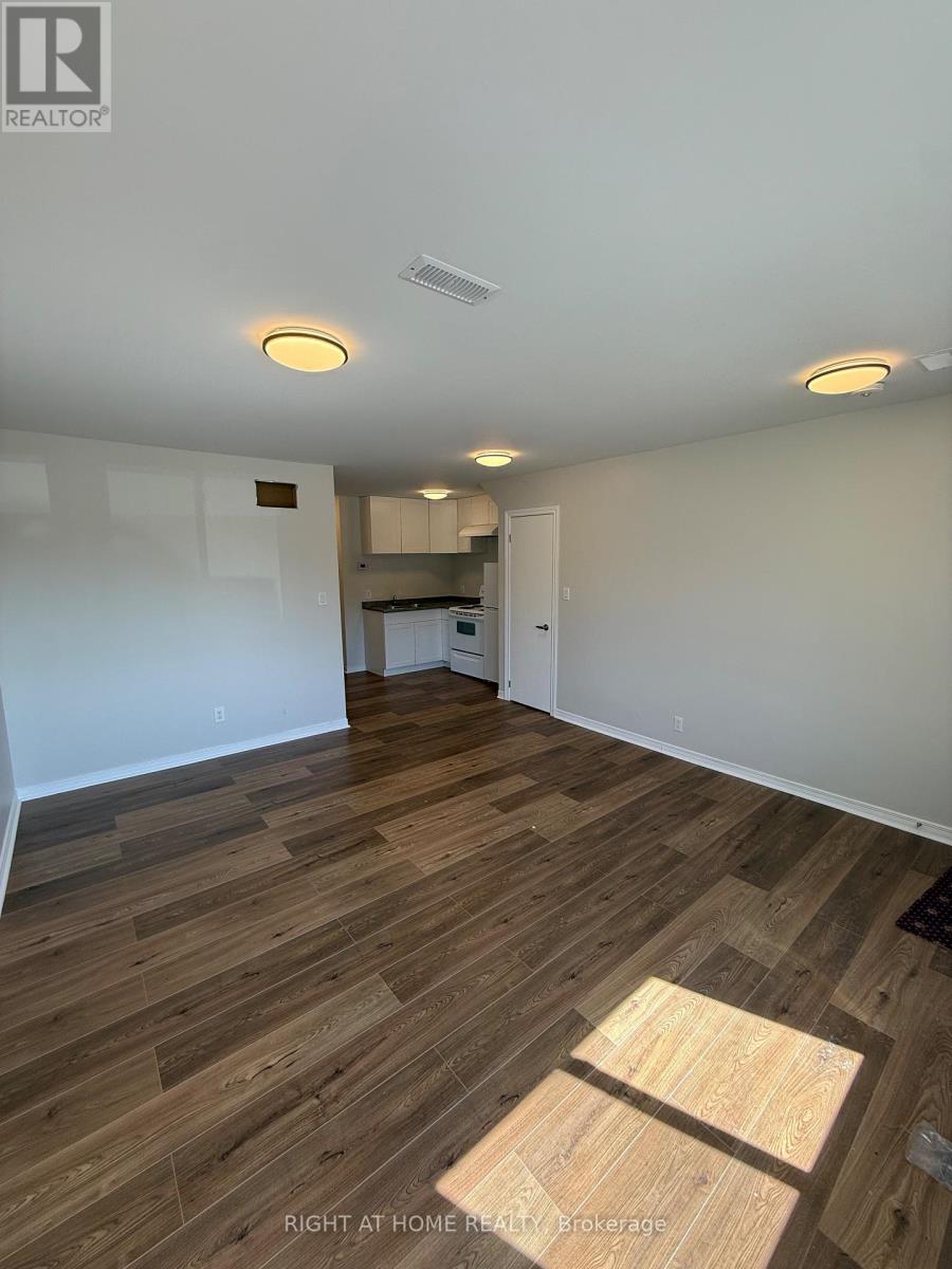 28 West Street N, Orillia, Ontario  L3V 5B8 - Photo 29 - S13055234