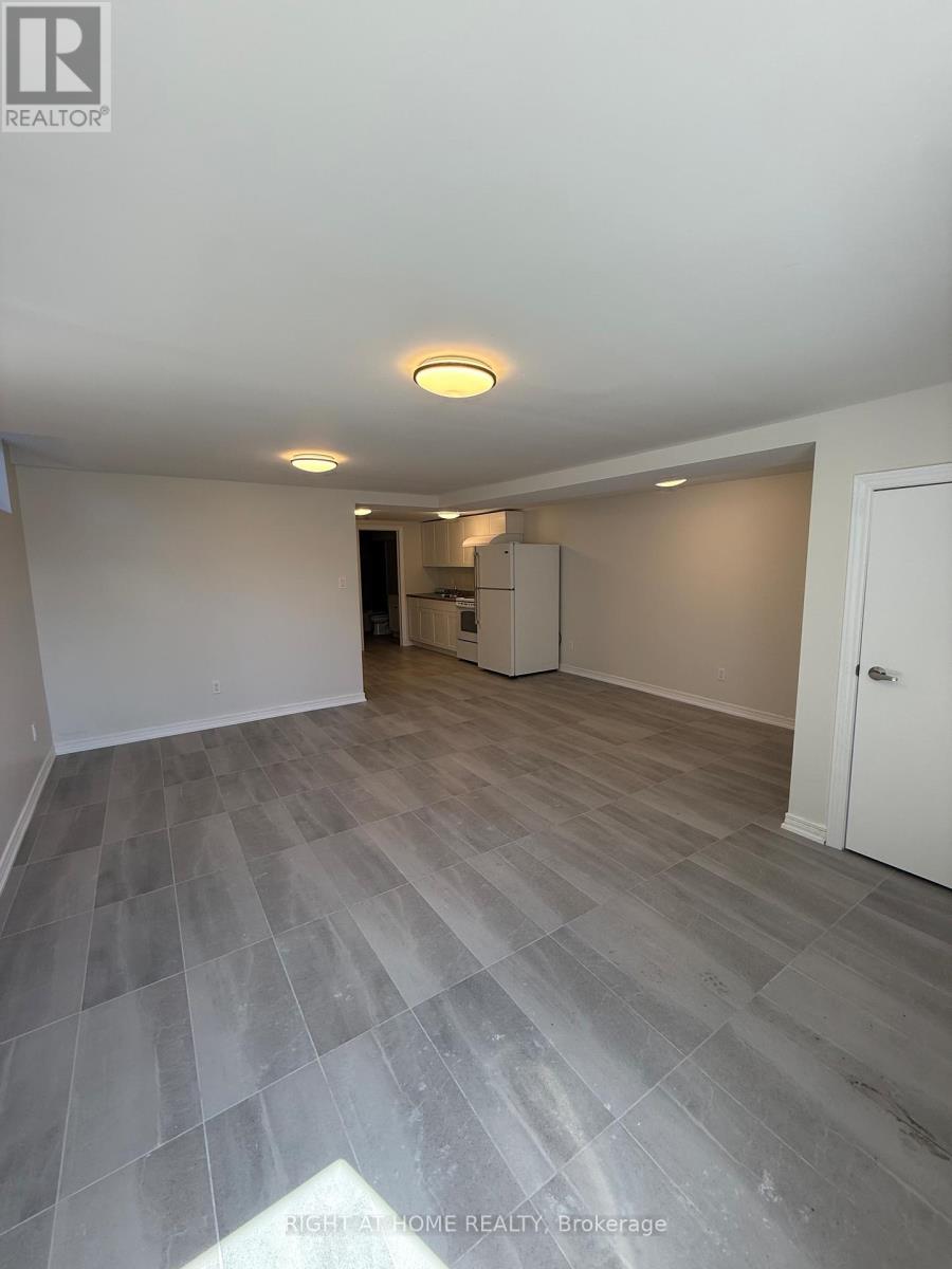 28 West Street N, Orillia, Ontario  L3V 5B8 - Photo 30 - S13055234