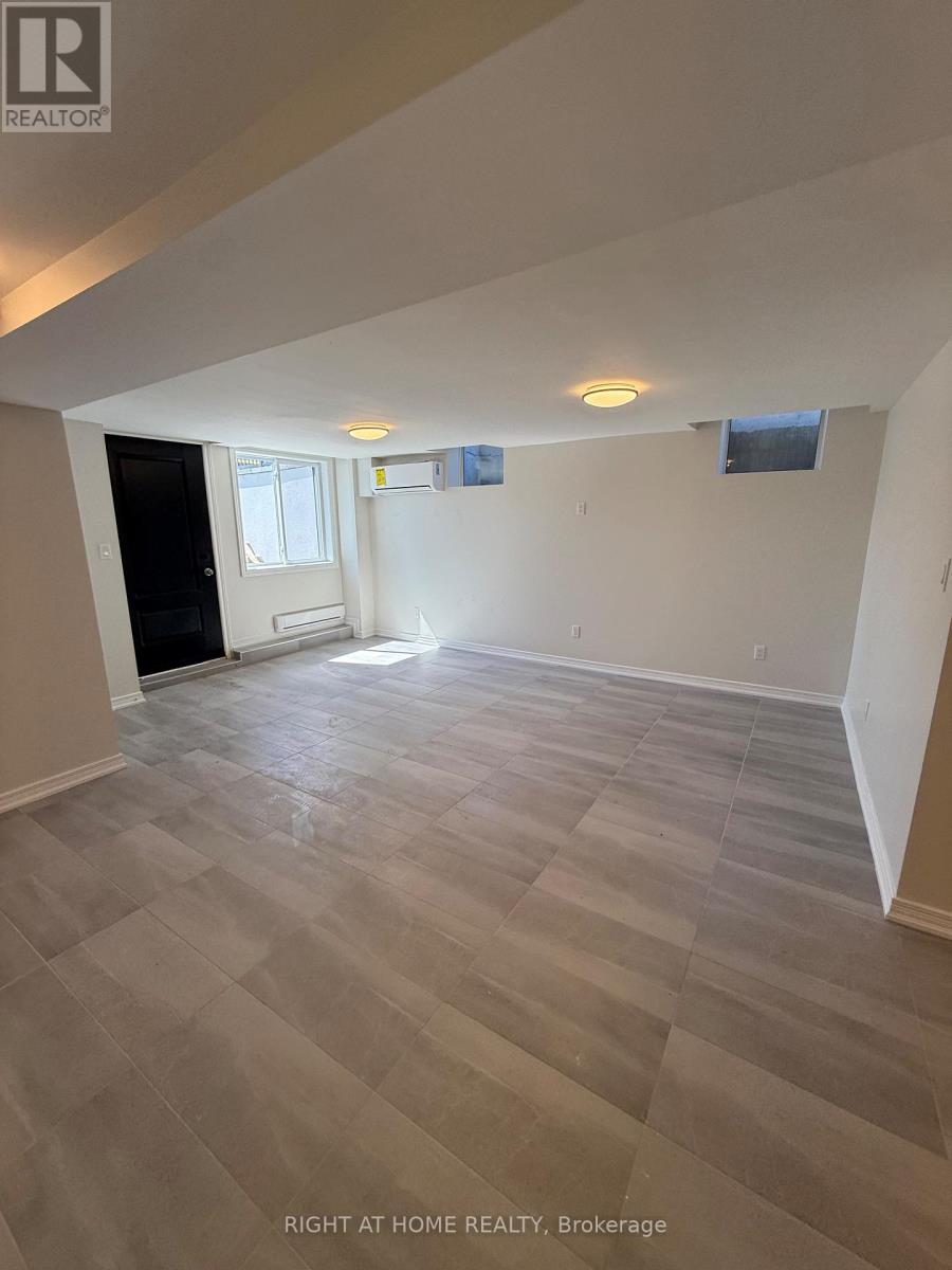 28 West Street N, Orillia, Ontario  L3V 5B8 - Photo 31 - S13055234