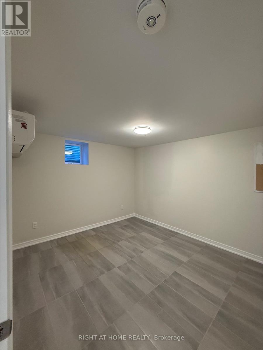 28 West Street N, Orillia, Ontario  L3V 5B8 - Photo 35 - S13055234