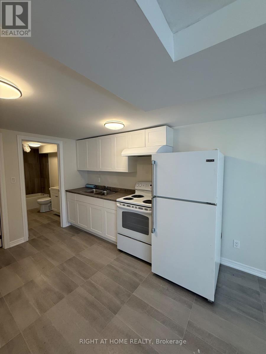 28 West Street N, Orillia, Ontario  L3V 5B8 - Photo 38 - S13055234