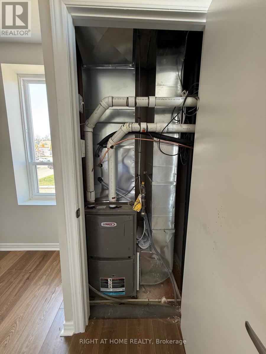 28 West Street N, Orillia, Ontario  L3V 5B8 - Photo 45 - S13055234