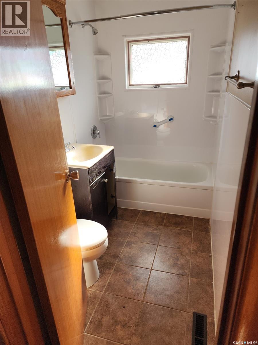 307 Gastle Street, Strasbourg, Saskatchewan  S0G 4V0 - Photo 4 - SK034219