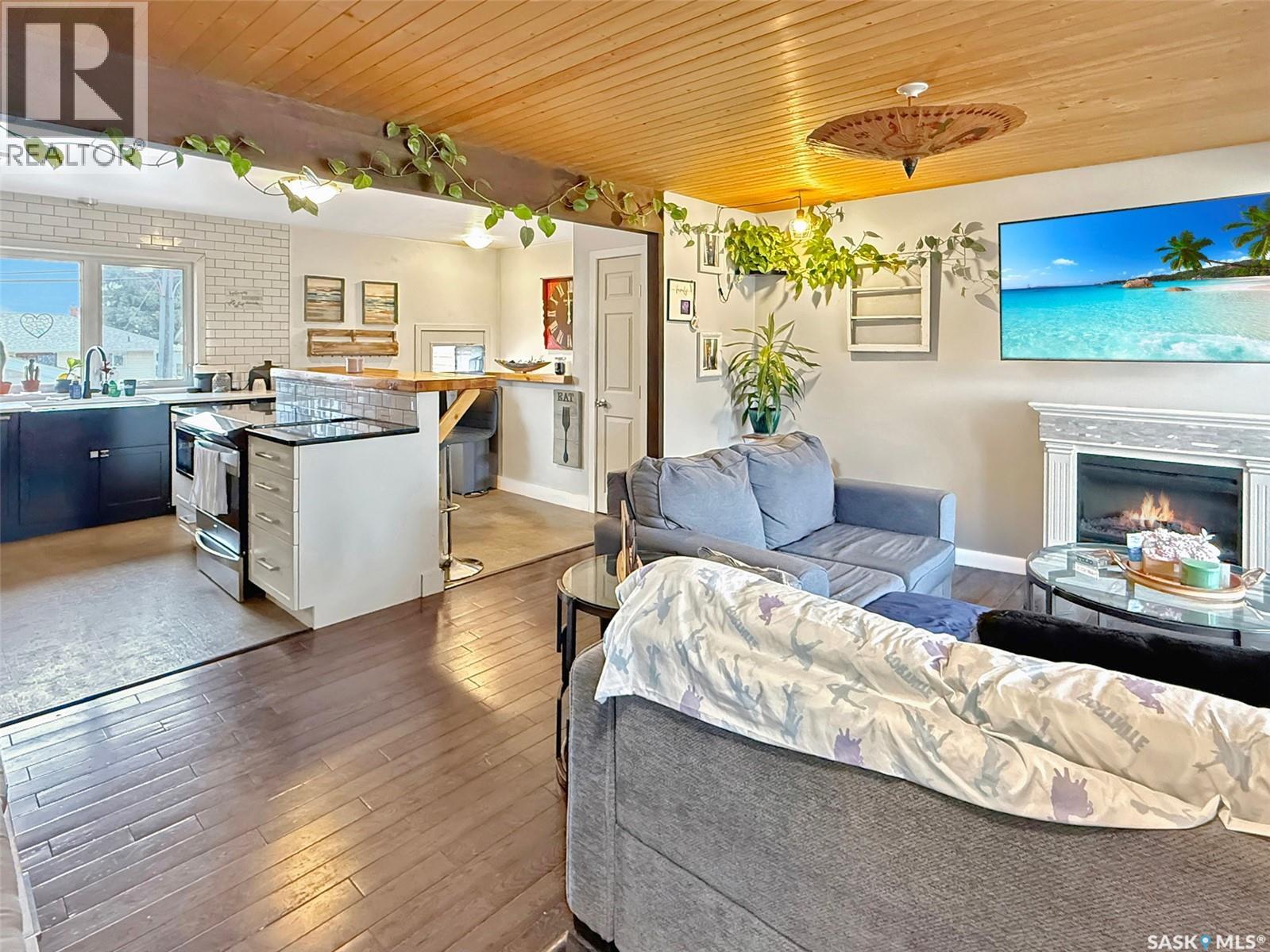 1415 Ashley Drive, Swift Current, Saskatchewan  S9H 1N6 - Photo 2 - SK034186