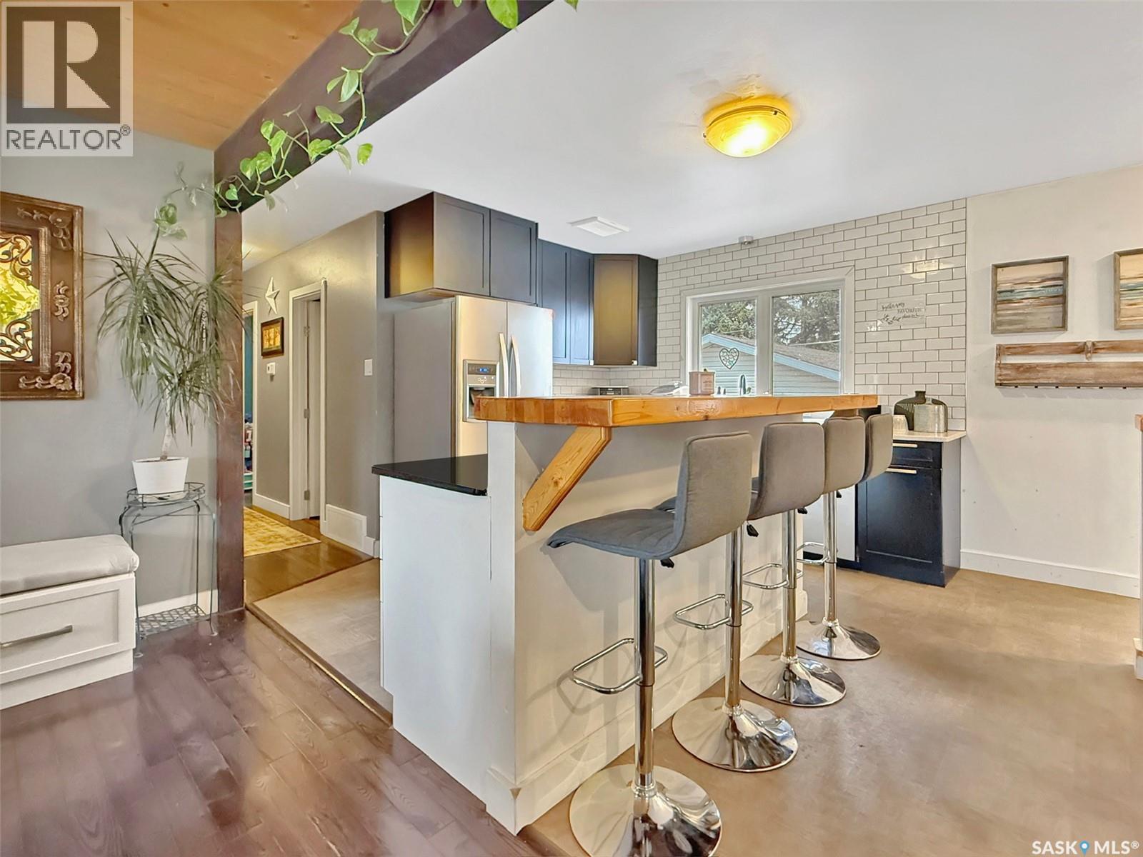 1415 Ashley Drive, Swift Current, Saskatchewan  S9H 1N6 - Photo 4 - SK034186