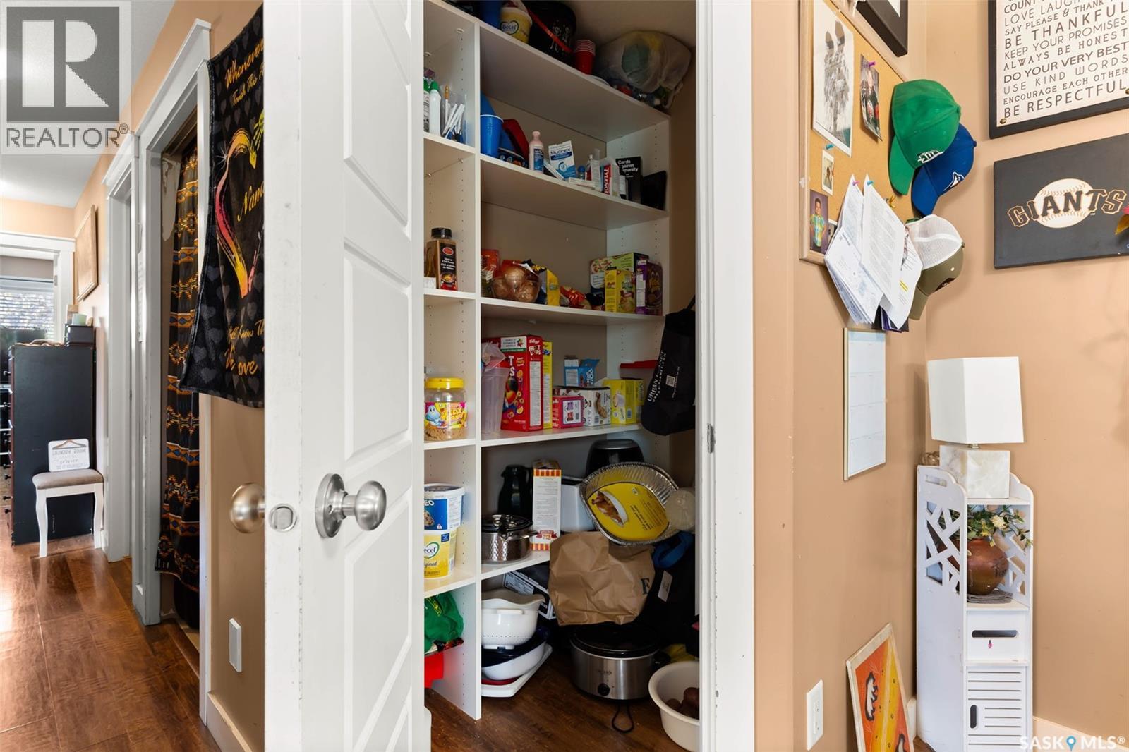 1358 Arthur Street, Regina, Saskatchewan  S4T 4V8 - Photo 7 - SK033989