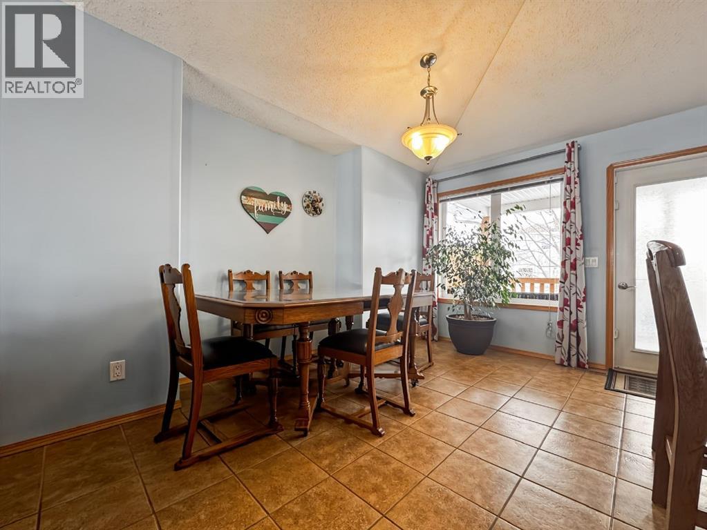 23 Rivers Place, Whitecourt, Alberta  T7S 0A8 - Photo 11 - A2285568