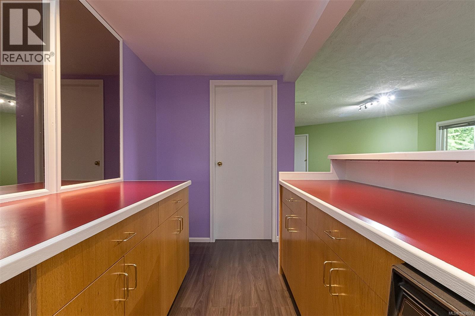 4569 Boulderwood Dr, Saanich, British Columbia  V8Y 3A5 - Photo 31 - 1033833