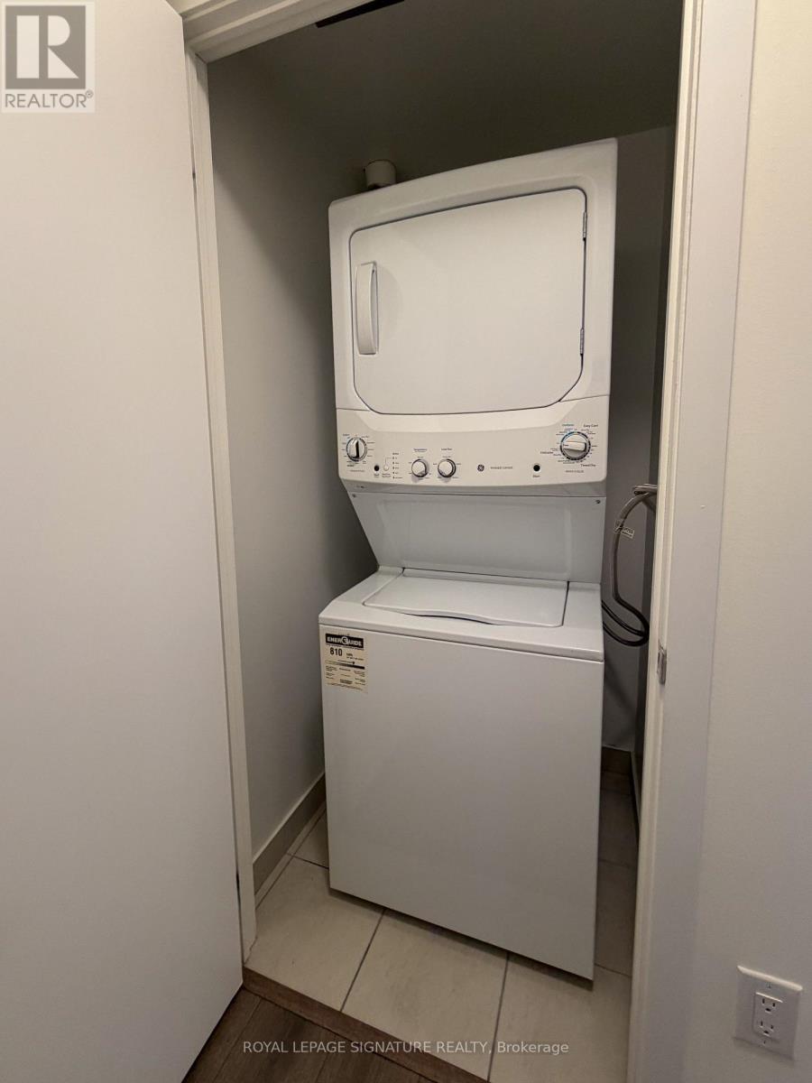 1702 - 2520 Eglinton Avenue, Mississauga, Ontario  L5M 0Y4 - Photo 13 - W13055248