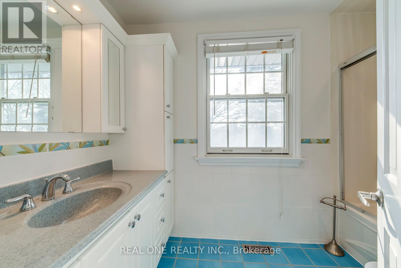 1585 Crombie Road, Mississauga, Ontario  L5J 4J1 - Photo 26 - W13055254