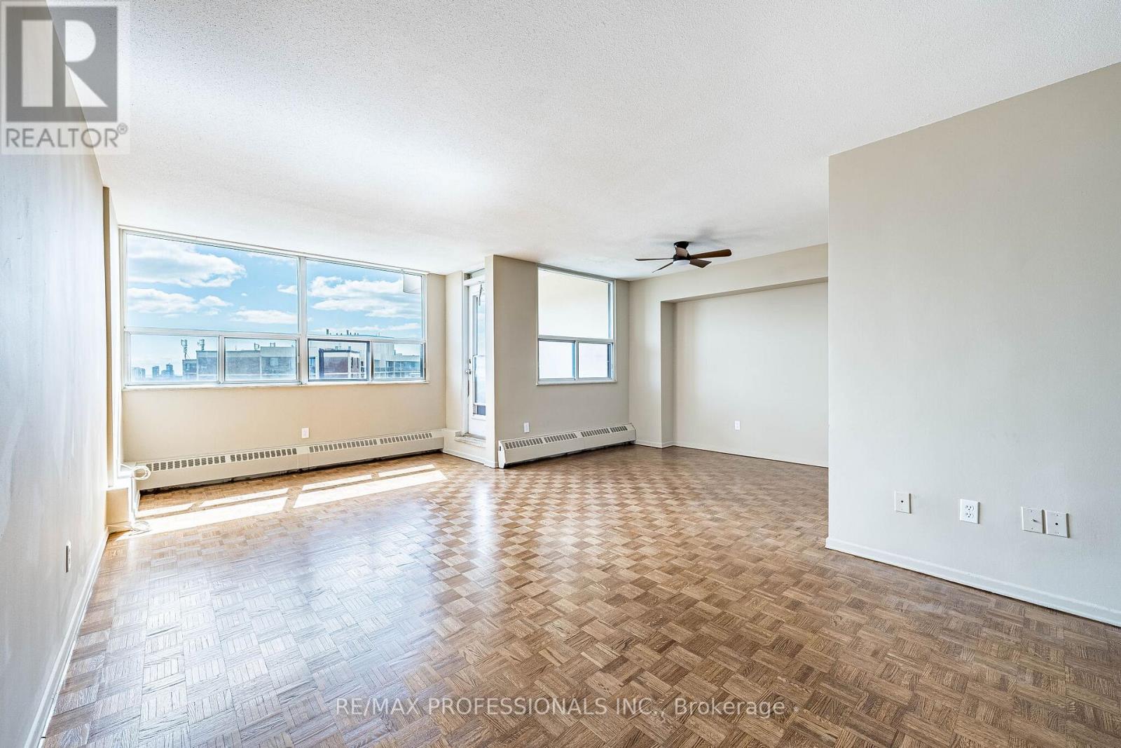 1618 - 551 The West Mall, Toronto, Ontario  M9C 1G7 - Photo 15 - W13055258