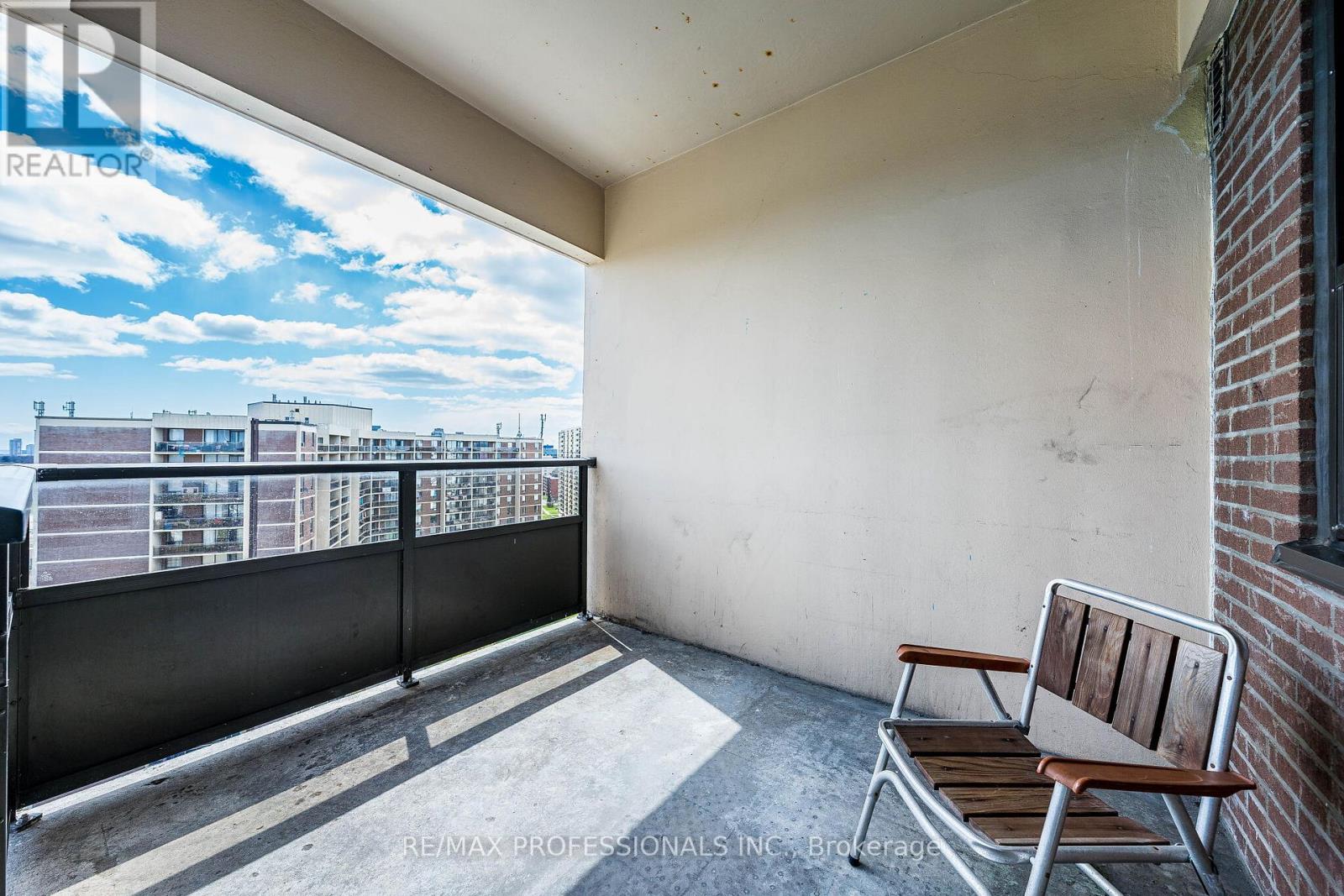 1618 - 551 The West Mall, Toronto, Ontario  M9C 1G7 - Photo 18 - W13055258