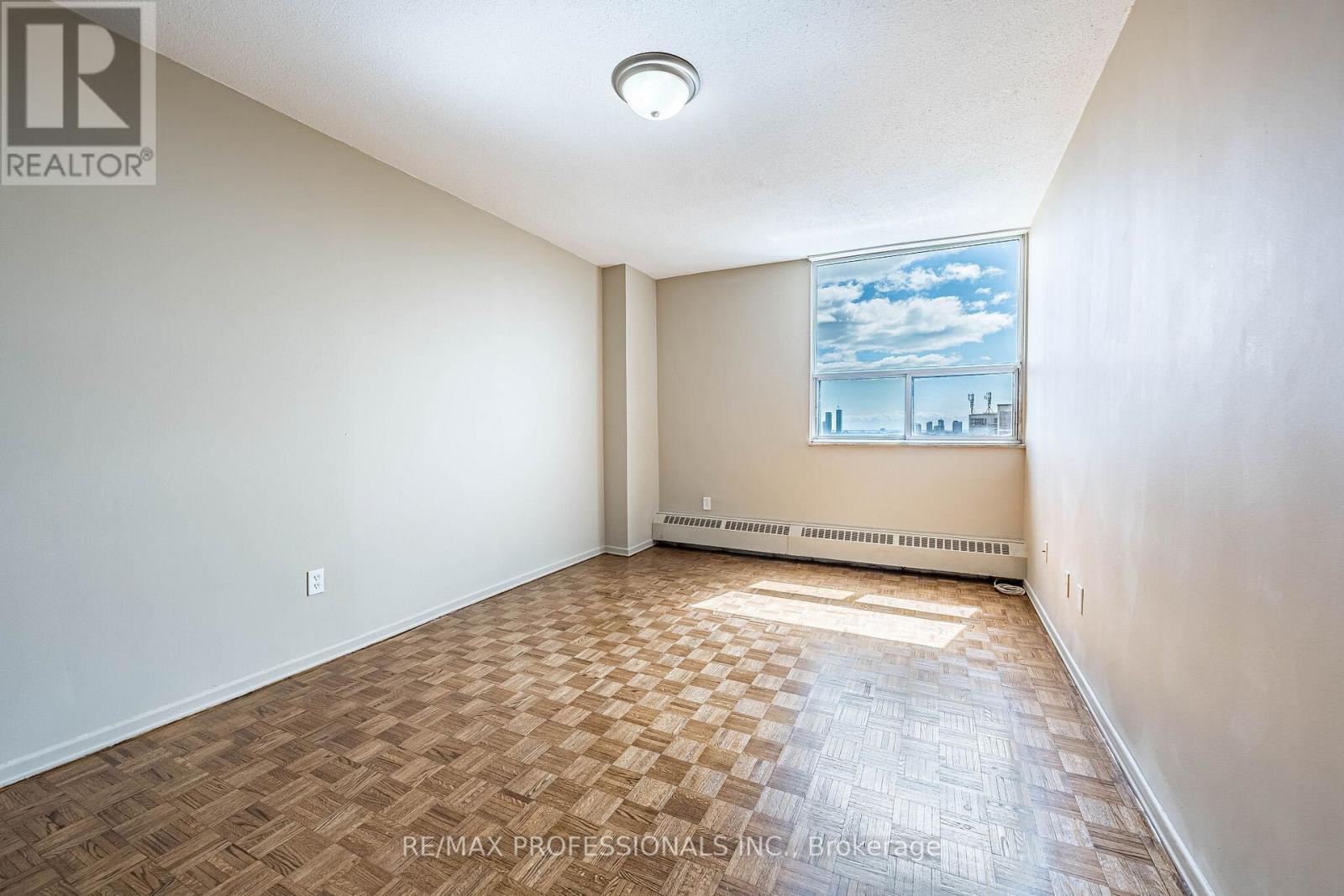 1618 - 551 The West Mall, Toronto, Ontario  M9C 1G7 - Photo 24 - W13055258