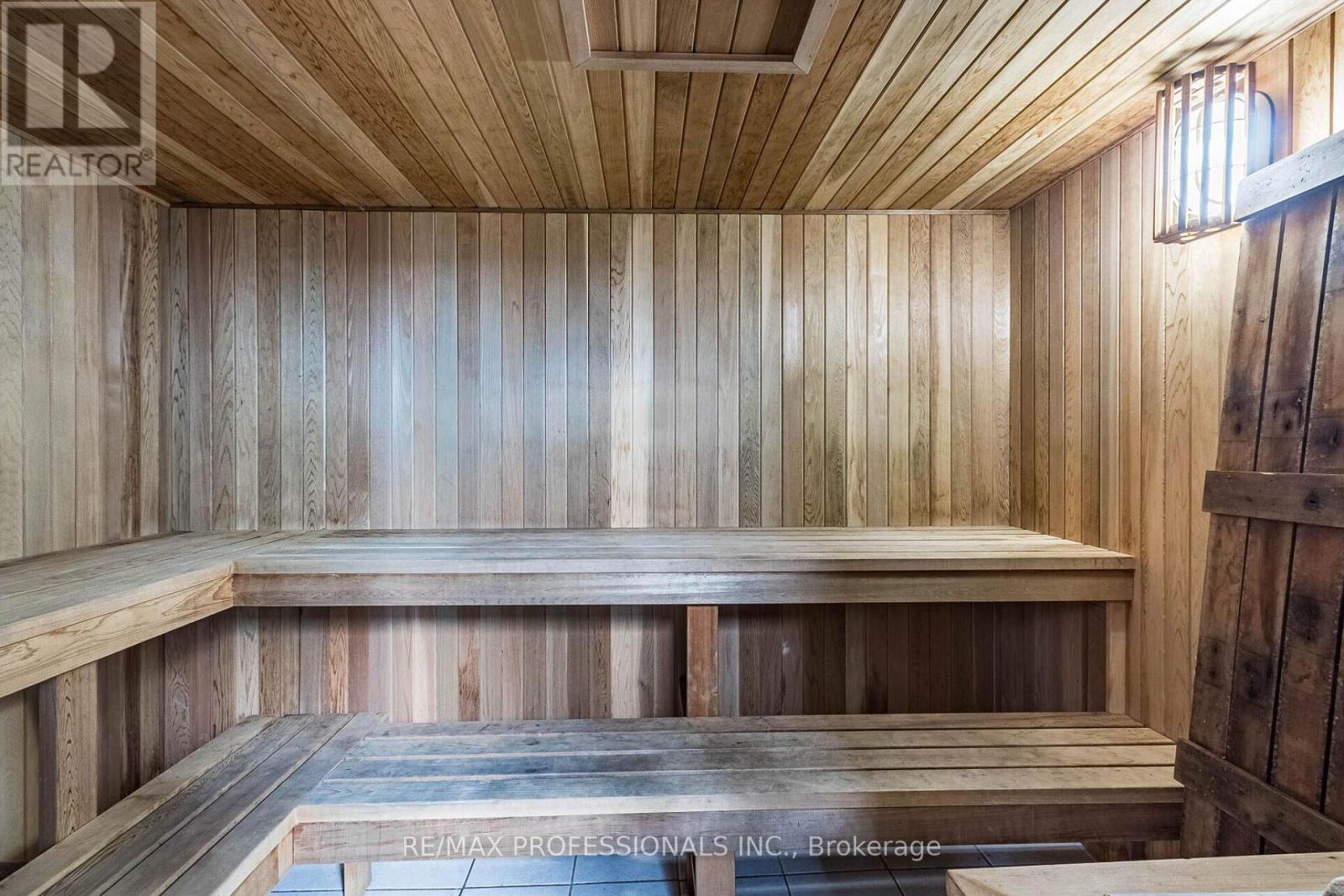 1618 - 551 The West Mall, Toronto, Ontario  M9C 1G7 - Photo 32 - W13055258