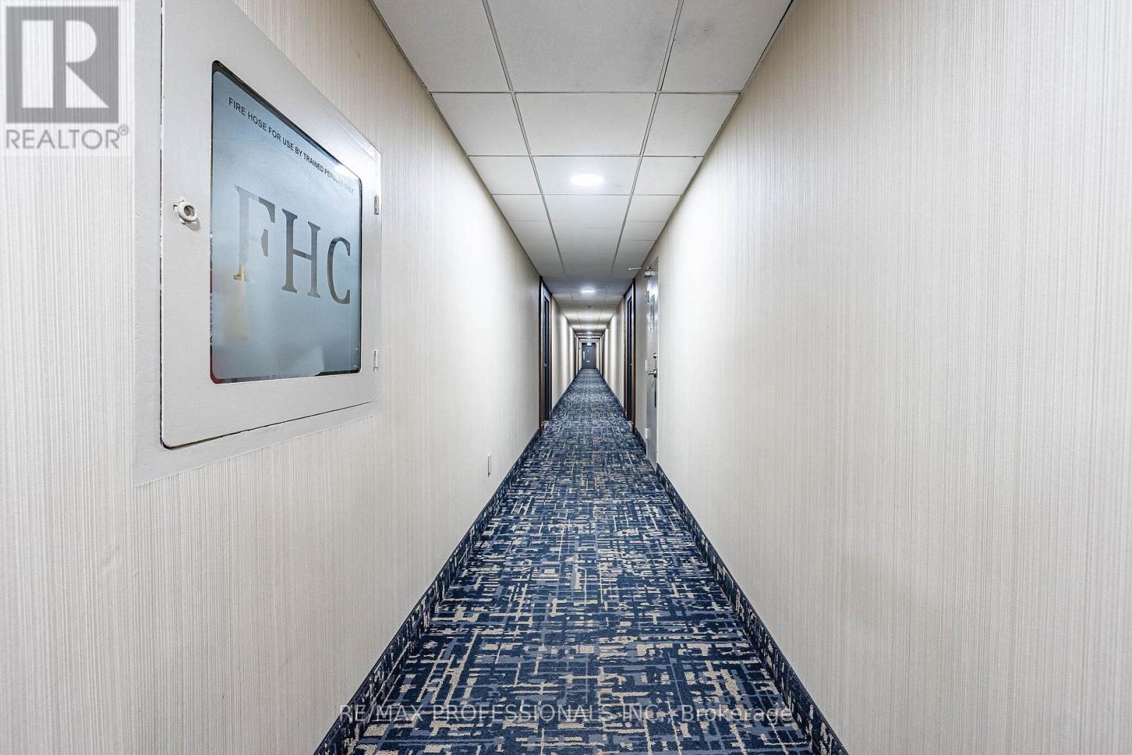 1618 - 551 The West Mall, Toronto, Ontario  M9C 1G7 - Photo 6 - W13055258