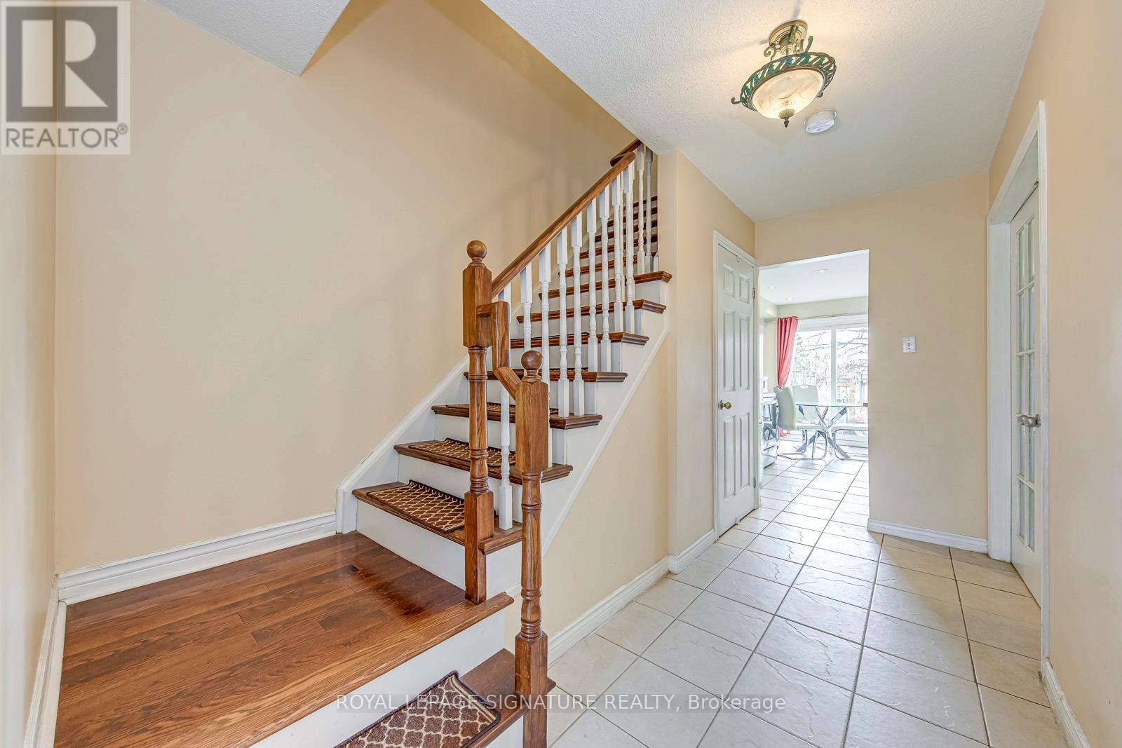 6 Wood Circle, Caledon, Ontario  L7E 1R4 - Photo 10 - W13055328