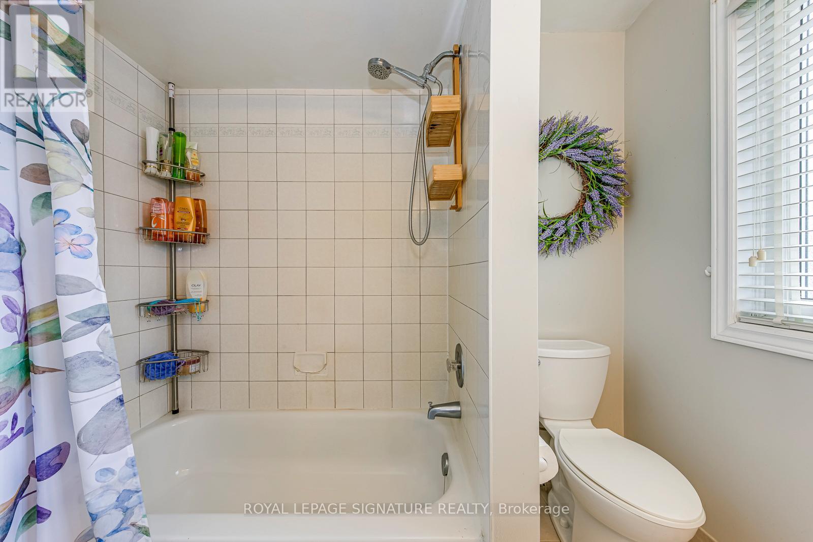 6 Wood Circle, Caledon, Ontario  L7E 1R4 - Photo 20 - W13055328