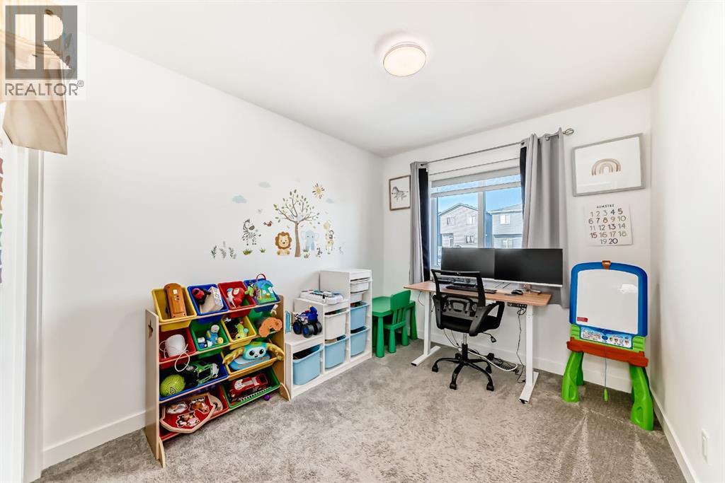 81 Herron Mews NE, Calgary, Alberta  T3P 1Y1 - Photo 23 - A2292545