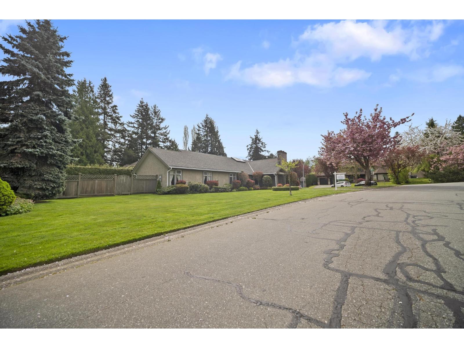 1884 139a Street, Surrey, British Columbia  V4A 8J2 - Photo 4 - R3111915