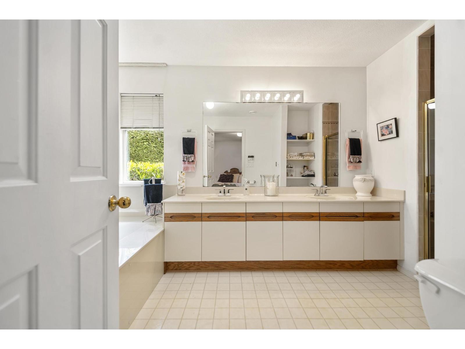 1884 139a Street, Surrey, British Columbia  V4A 8J2 - Photo 31 - R3111915