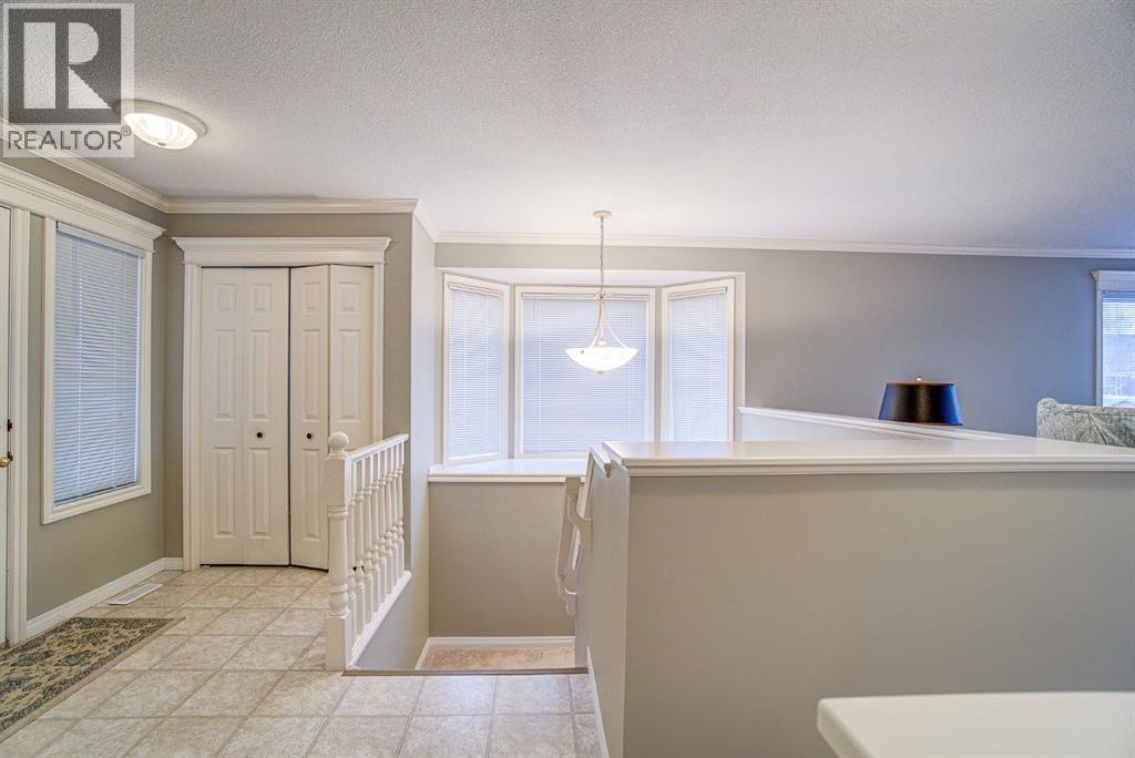 26 Skyline Crescent, Claresholm, Alberta  T0L 0T0 - Photo 5 - A2304380