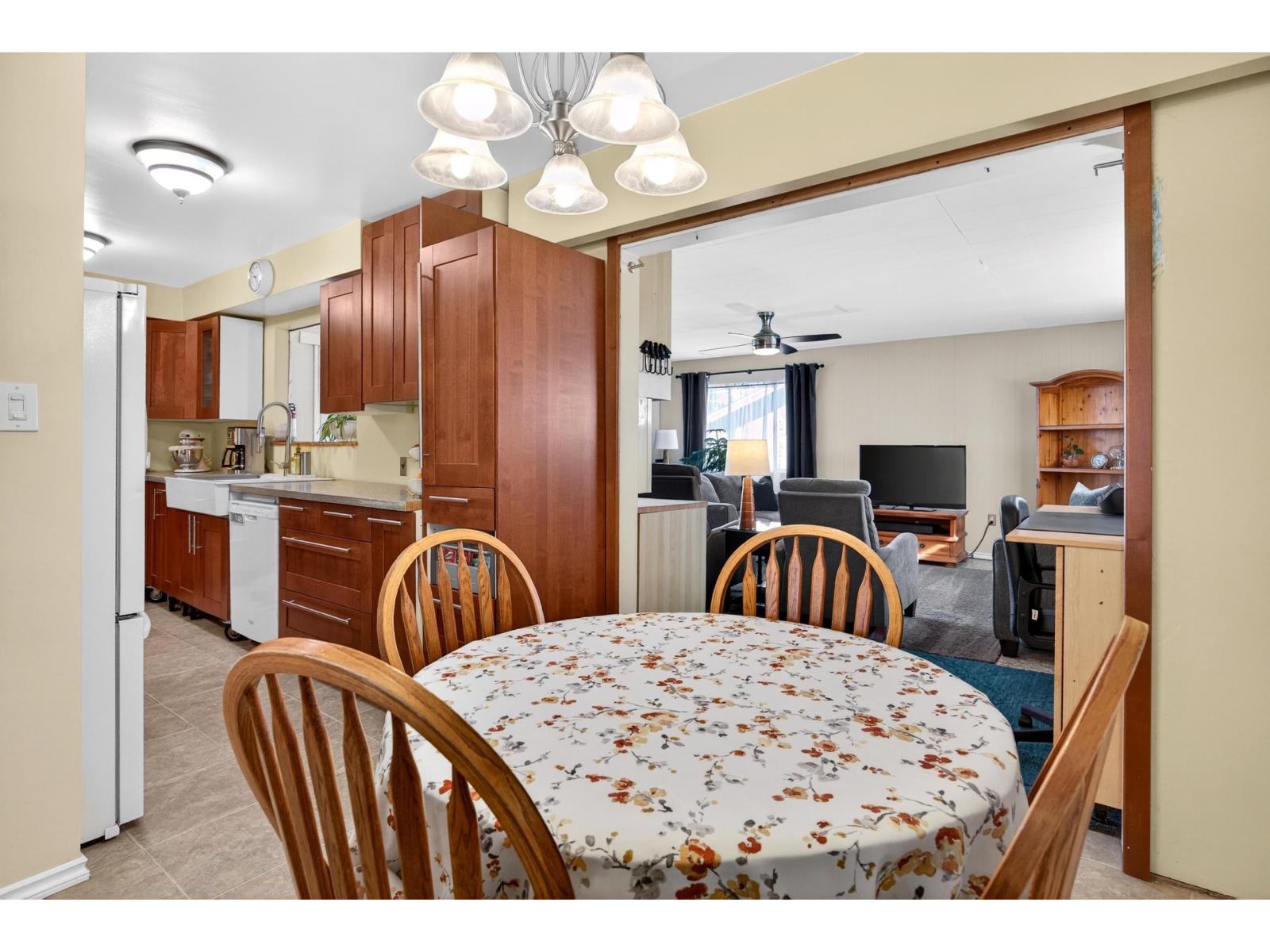 13115 100a Avenue, Surrey, British Columbia  V3T 1K1 - Photo 16 - R3115888