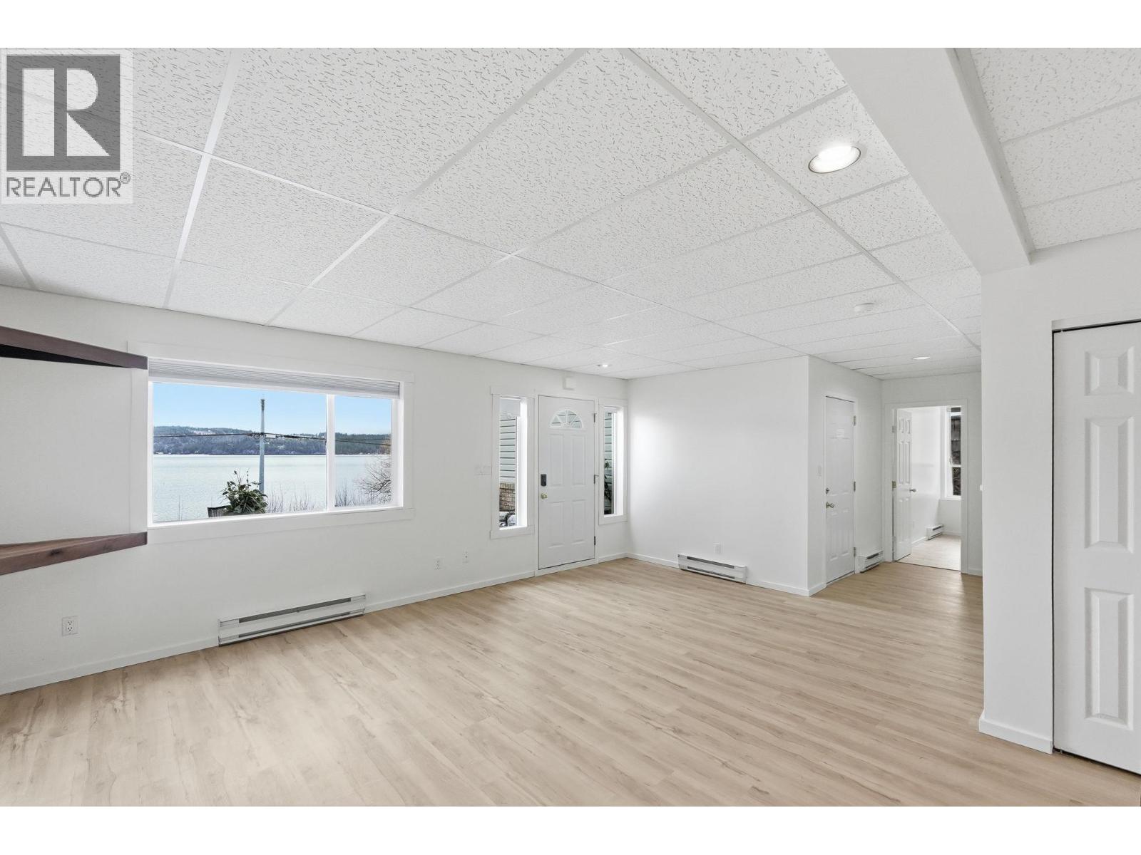 3610 Eagle Bay Road Unit# D, Eagle Bay, British Columbia  V0E 1T0 - Photo 14 - 10380174