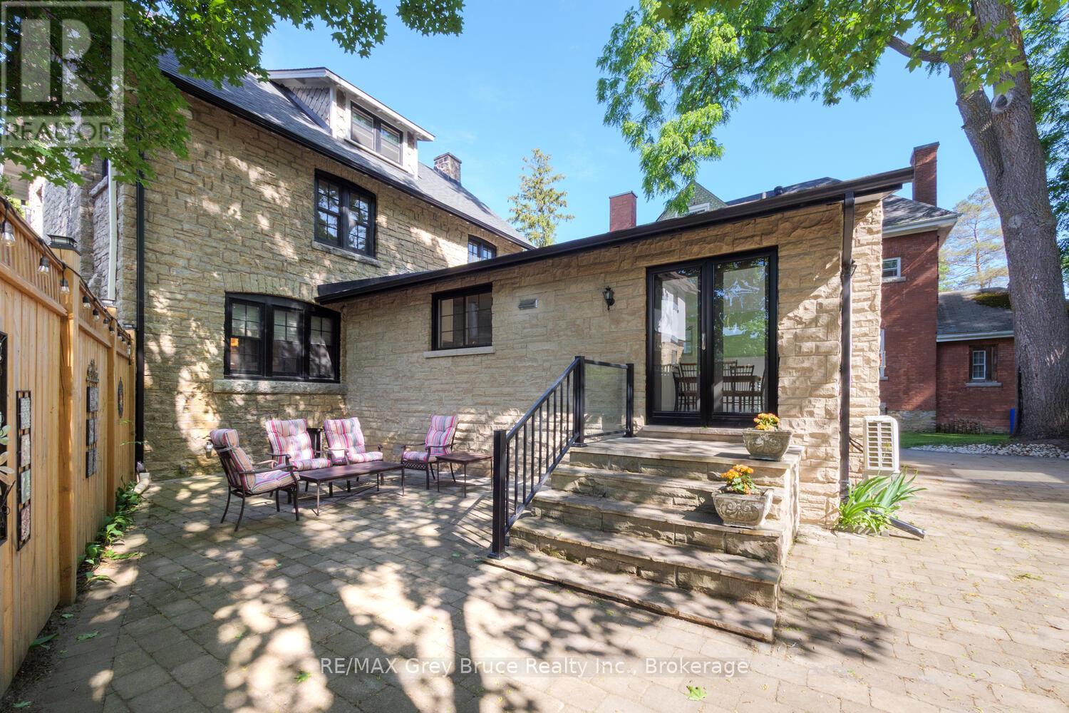 1075 4th Avenue W, Owen Sound, Ontario  N4K 4W1 - Photo 5 - X12653154