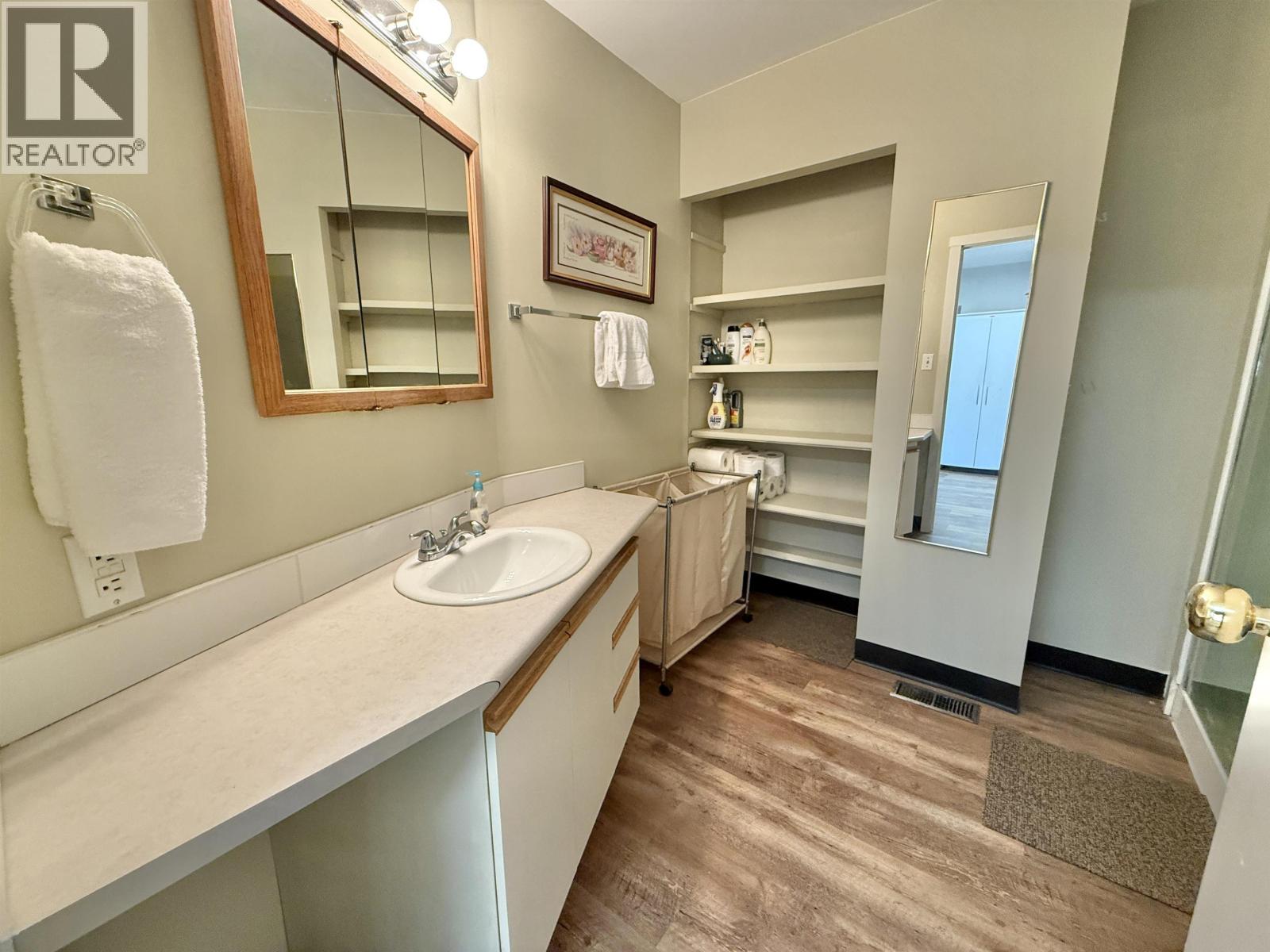 2292 Gassoff Road, Quesnel, British Columbia  V2J 4E6 - Photo 15 - R3117055