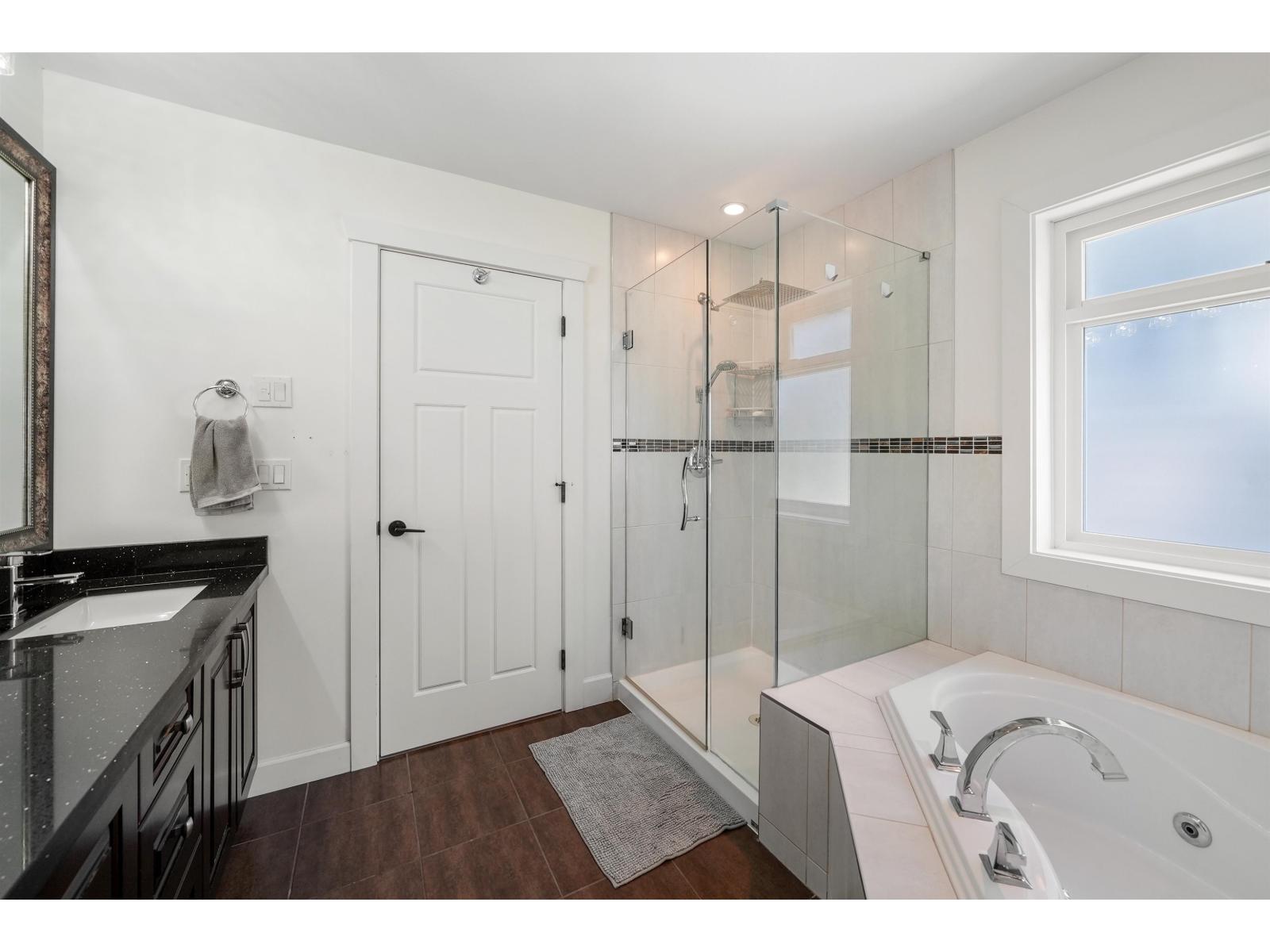 12502 58a Avenue, Surrey, British Columbia  V3X 0E8 - Photo 17 - R3115911