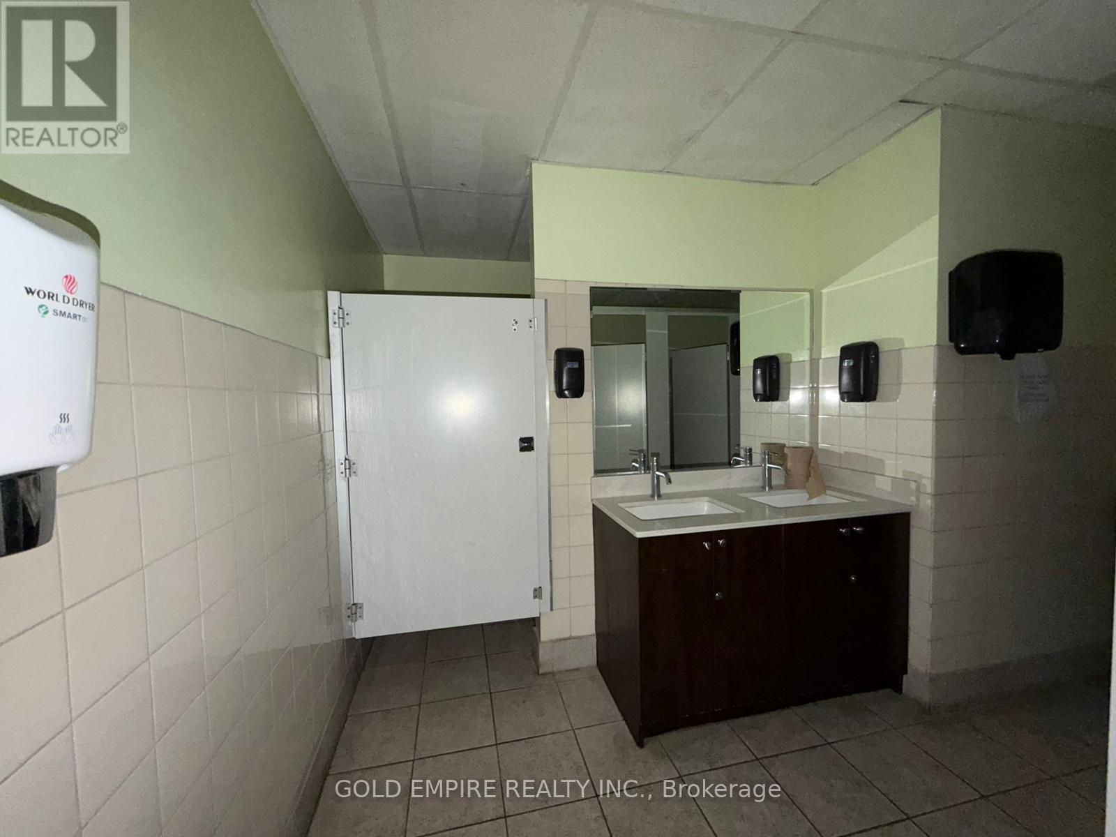 530 Clarke Road, London East, Ontario  N5V 2C7 - Photo 21 - X13055376