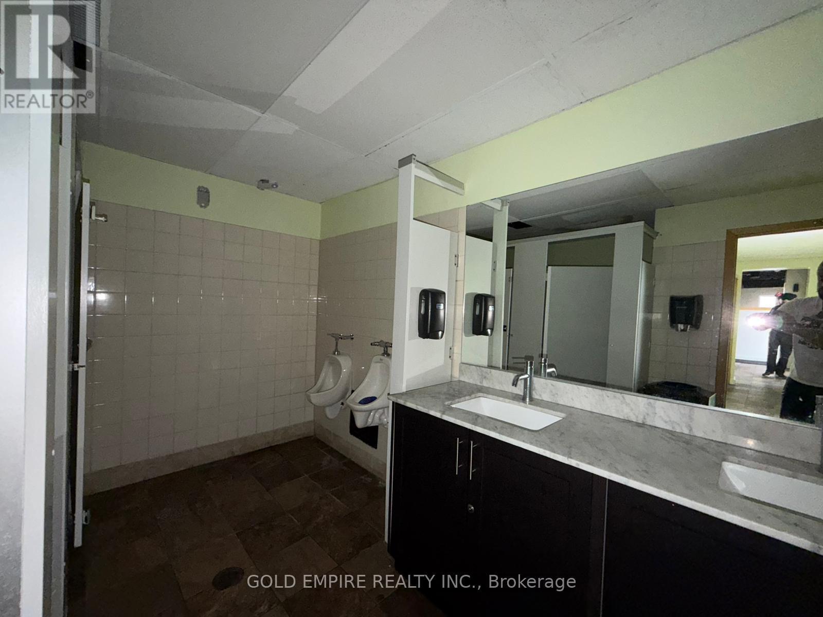 530 Clarke Road, London East, Ontario  N5V 2C7 - Photo 22 - X13055376