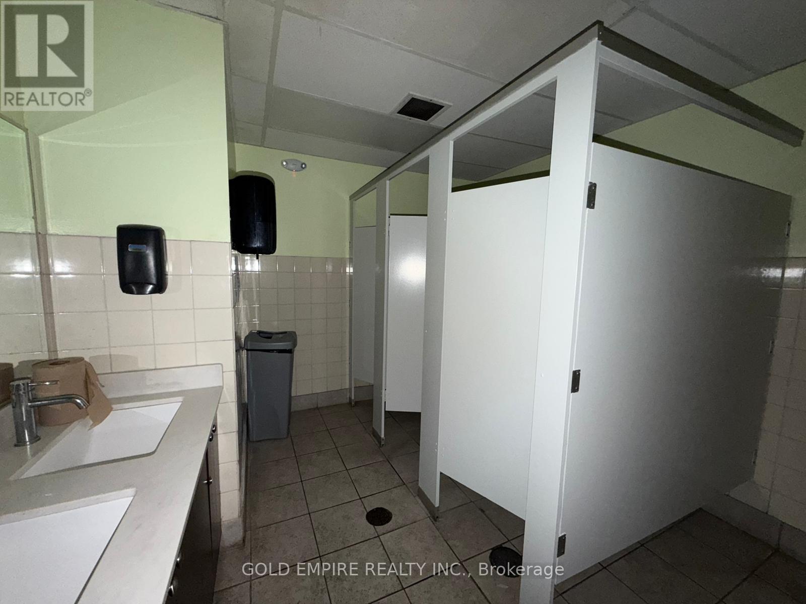 530 Clarke Road, London East, Ontario  N5V 2C7 - Photo 23 - X13055376