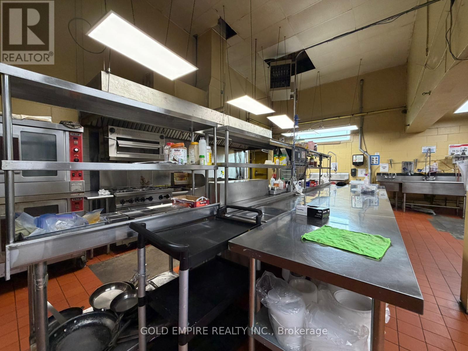 530 Clarke Road, London East, Ontario  N5V 2C7 - Photo 30 - X13055376